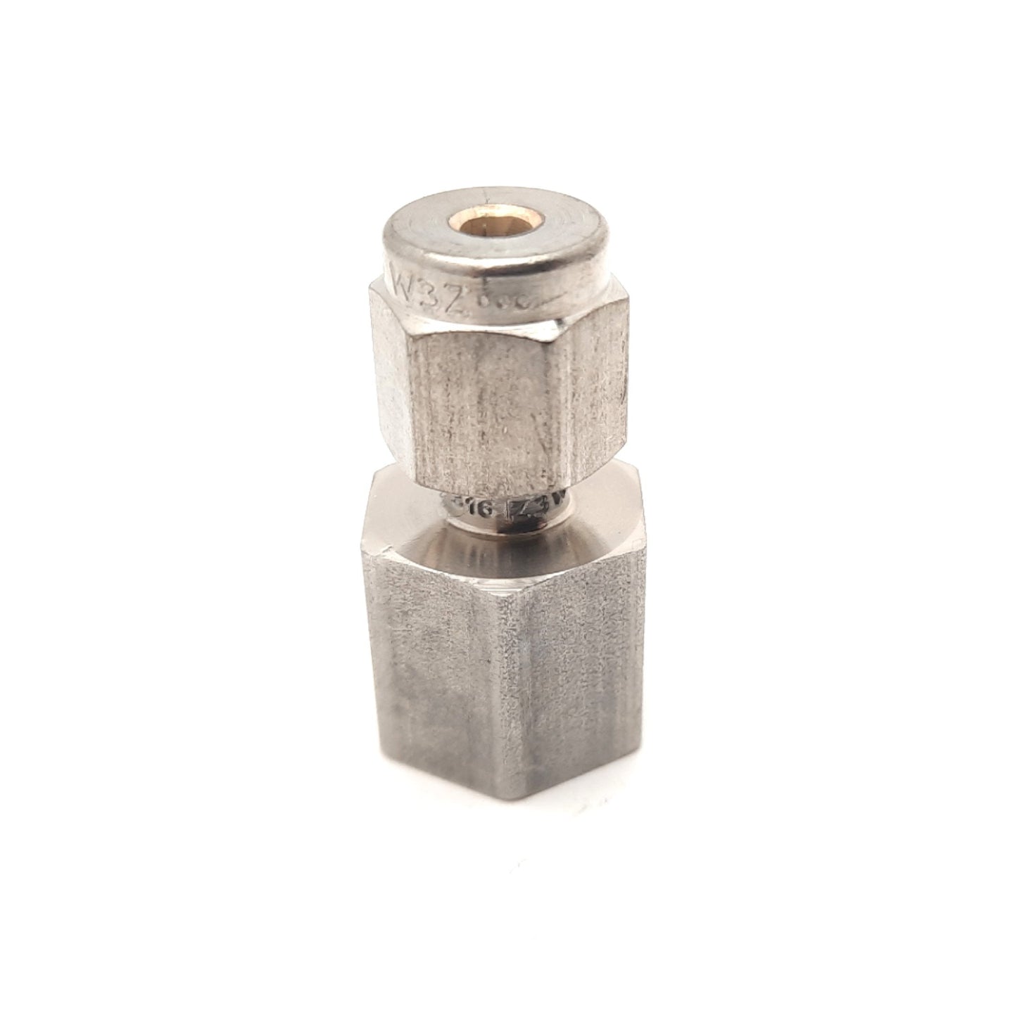 New Lot of 10 Swagelok SS-200-7-2 Stainless Steel Tube Fitting Female 1/8" OD