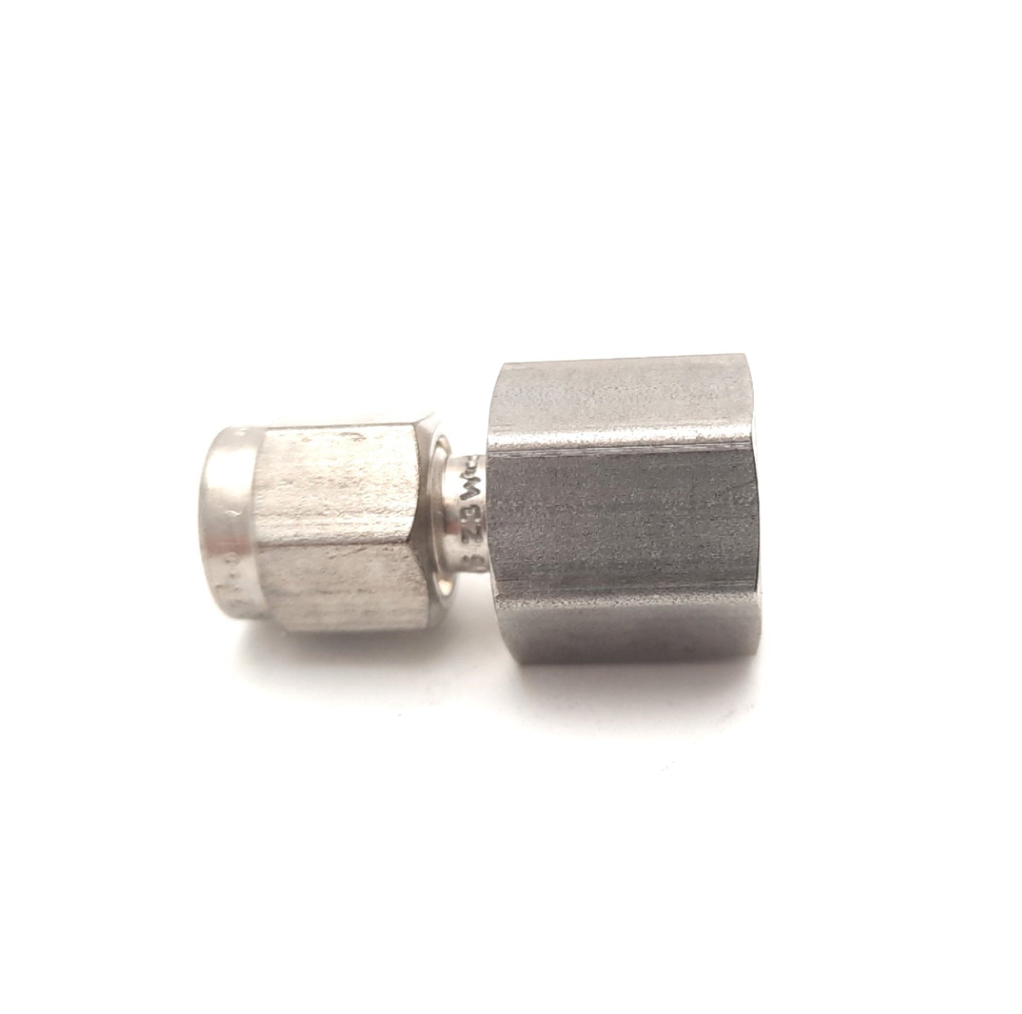 New Lot of 10 Swagelok SS-200-7-2 Stainless Steel Tube Fitting Female 1/8" OD