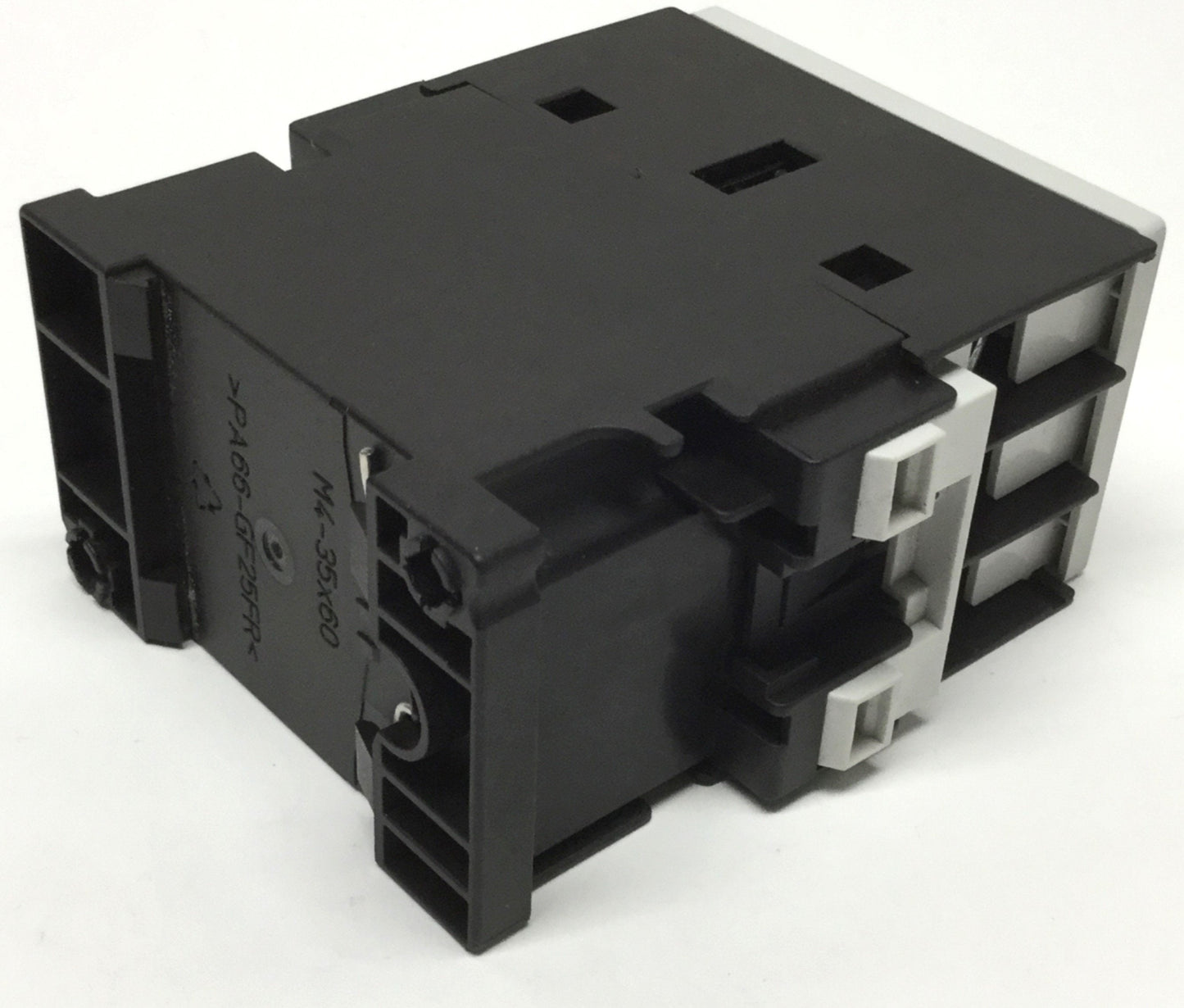 Used Siemens 3RT1026-1AK60 Sirius Power Contactor 3-Pole, 110/120VAC Coil, 35A 600VAC