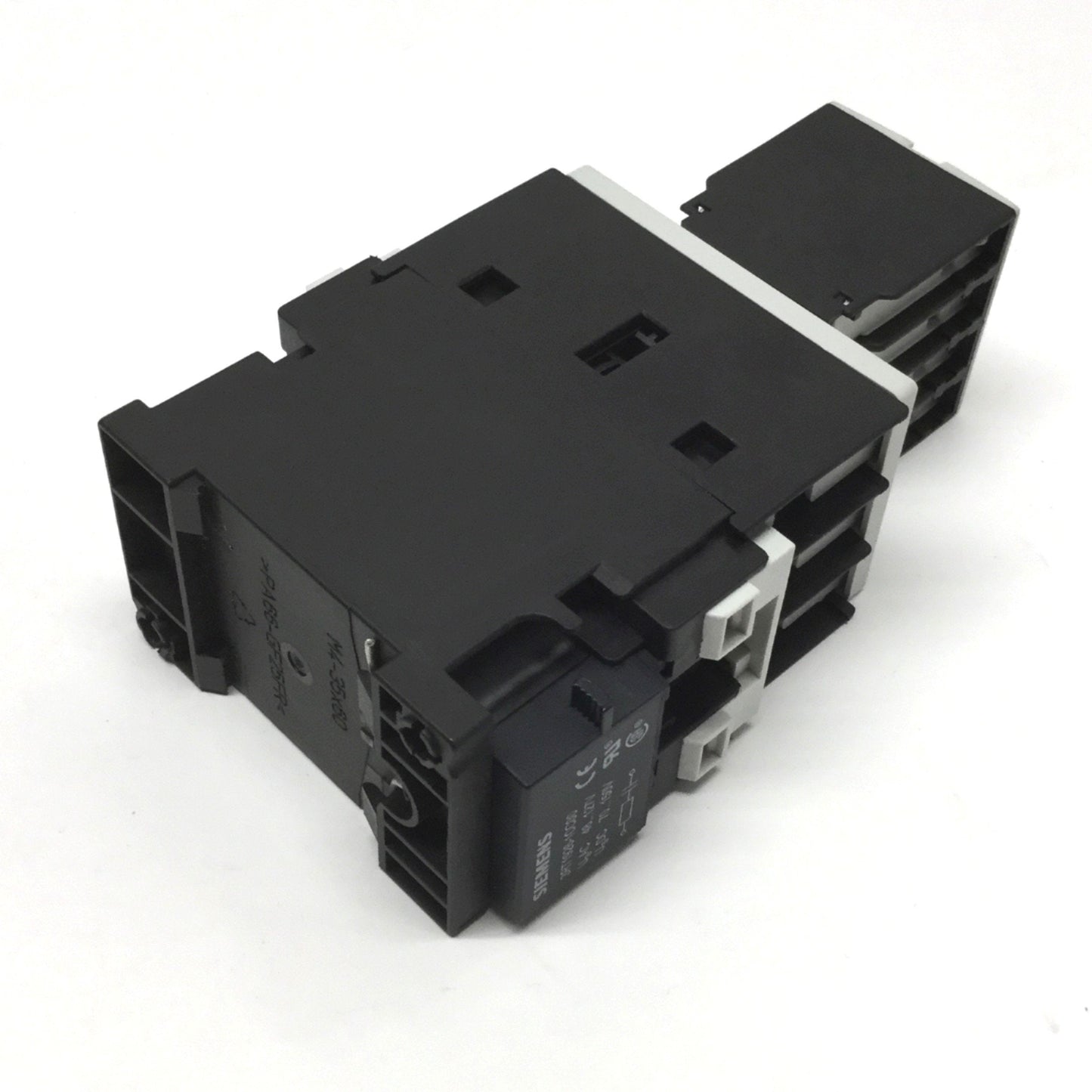 Used Siemens 3RT1026-1AK60 Power Contactor 3-Pole, 110/120VAC Coil, 35A 600VAC w/ Aux