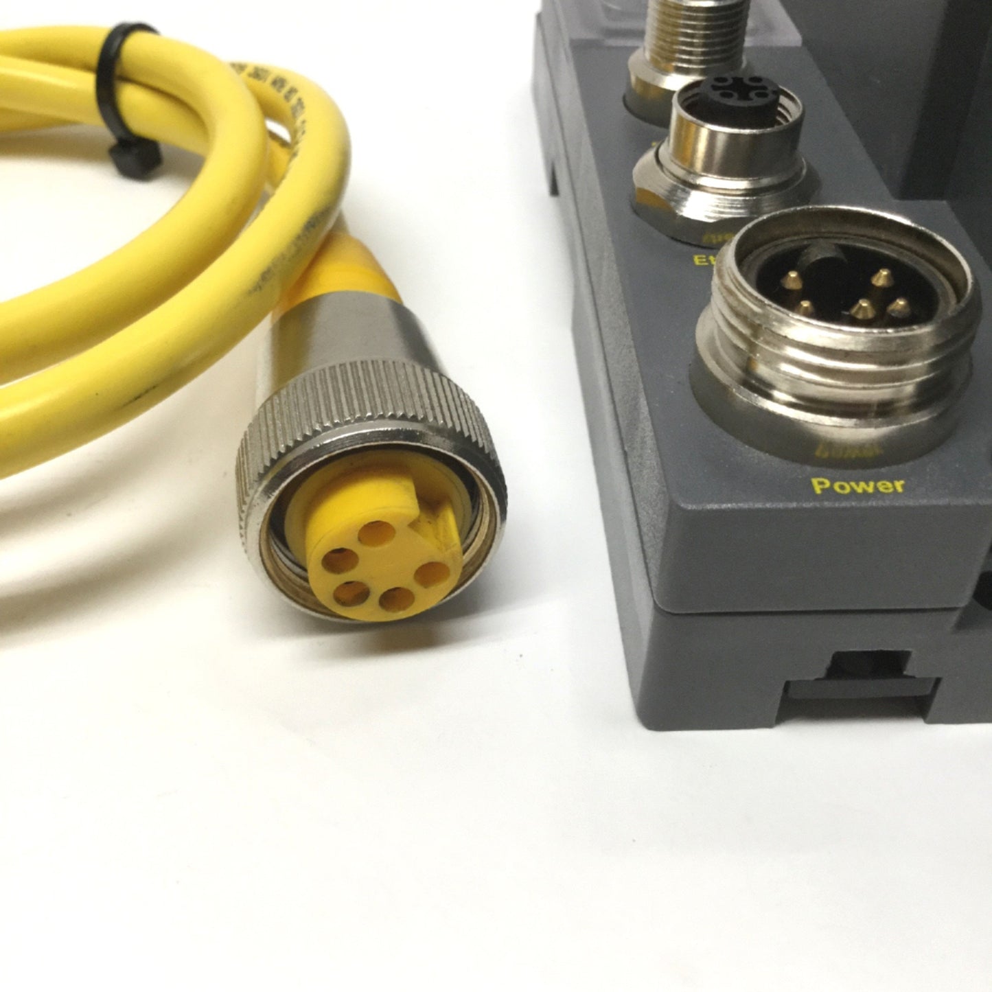 Used Turck BL67-PG-EN CODESYS 2 Programmable Gateway Ethernet/RS232 Modbus Interface