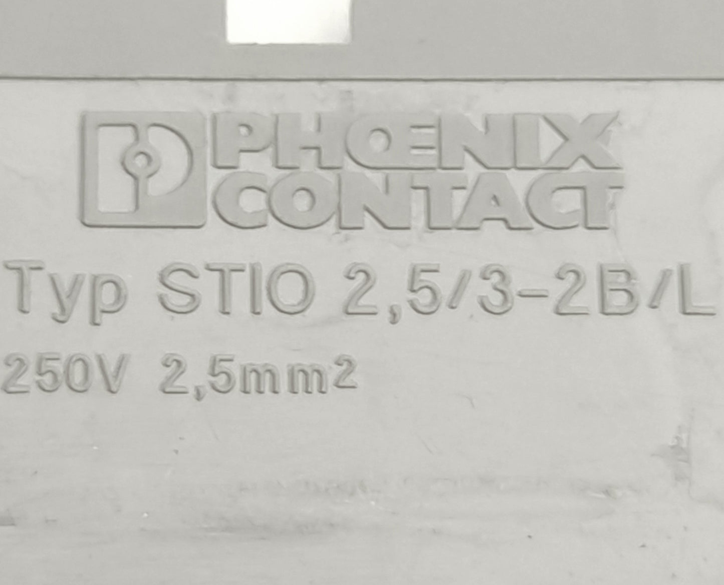 New Lot of 10 Phoenix Contact STIO 2,5/3-2B/L Sensor/actuator terminal block, 250V