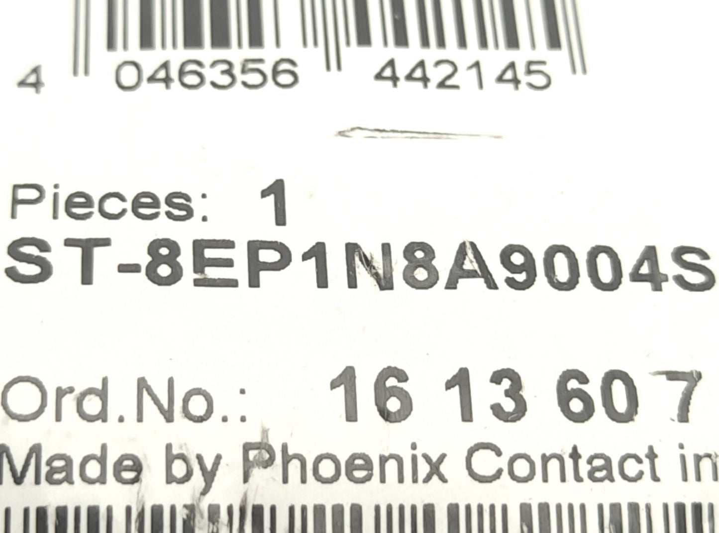 New Phoenix Contact ST-8EP1N8A9004S Coupler Connector, M17 Thread, 10mm Cable Port
