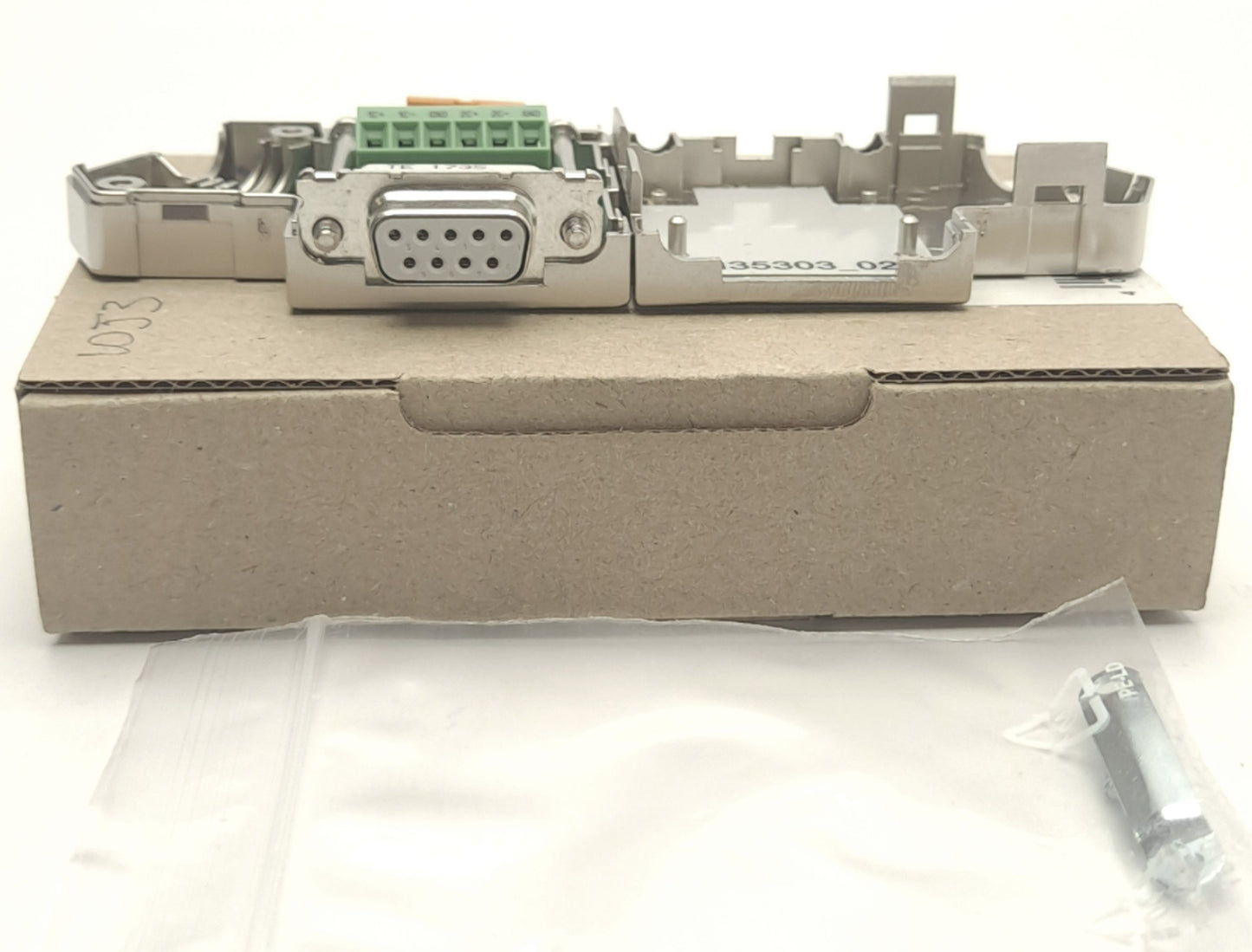 New Phoenix Contact SUBCON-PLUS-CAN D-SUB Bus Connector, 5V, 100mA, 9-Pole Female