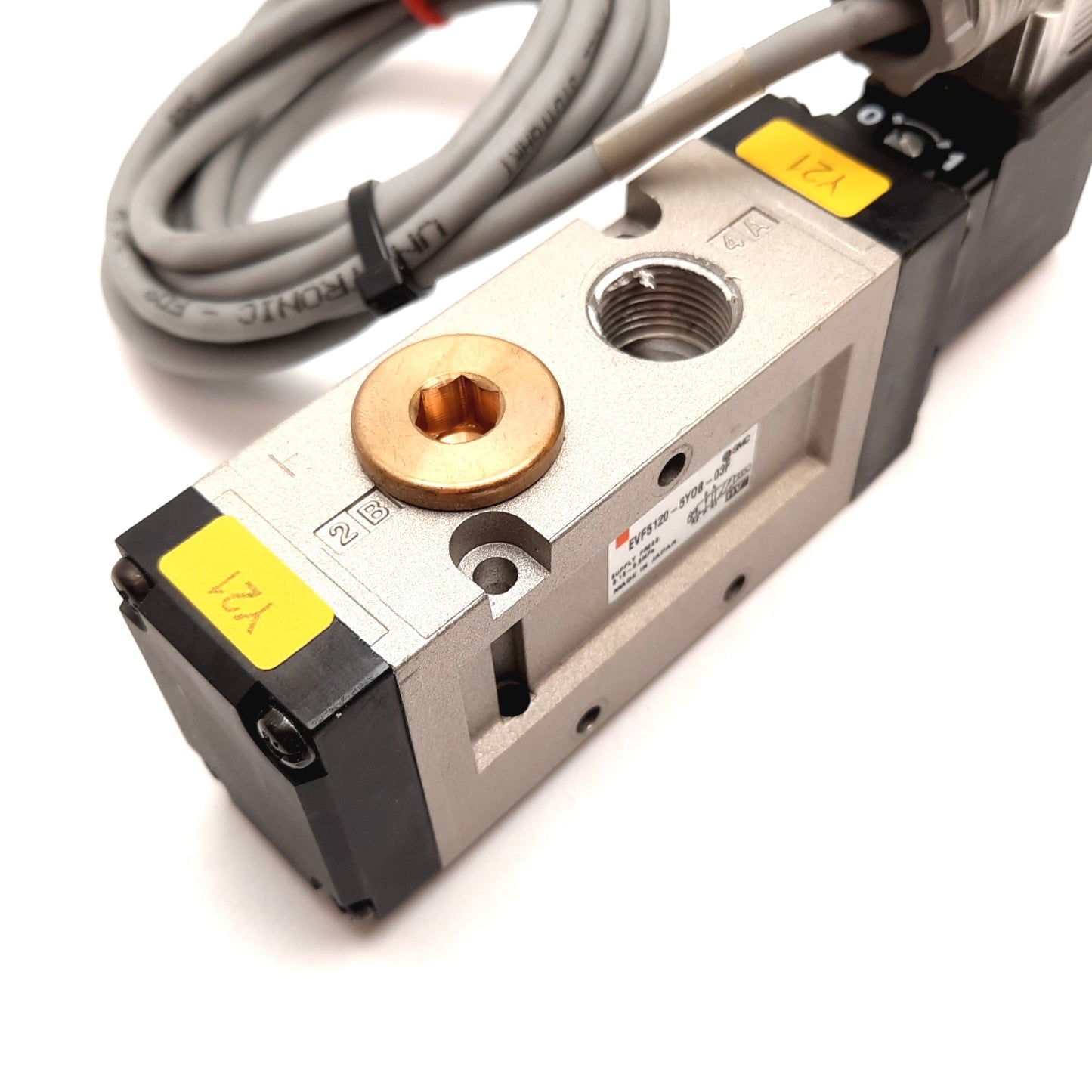 Used SMC EVF5120-5YOB-03F Solenoid Valve, 2-Position 5-Port, 24VDC, 0.15-0.9MPa, G3/8