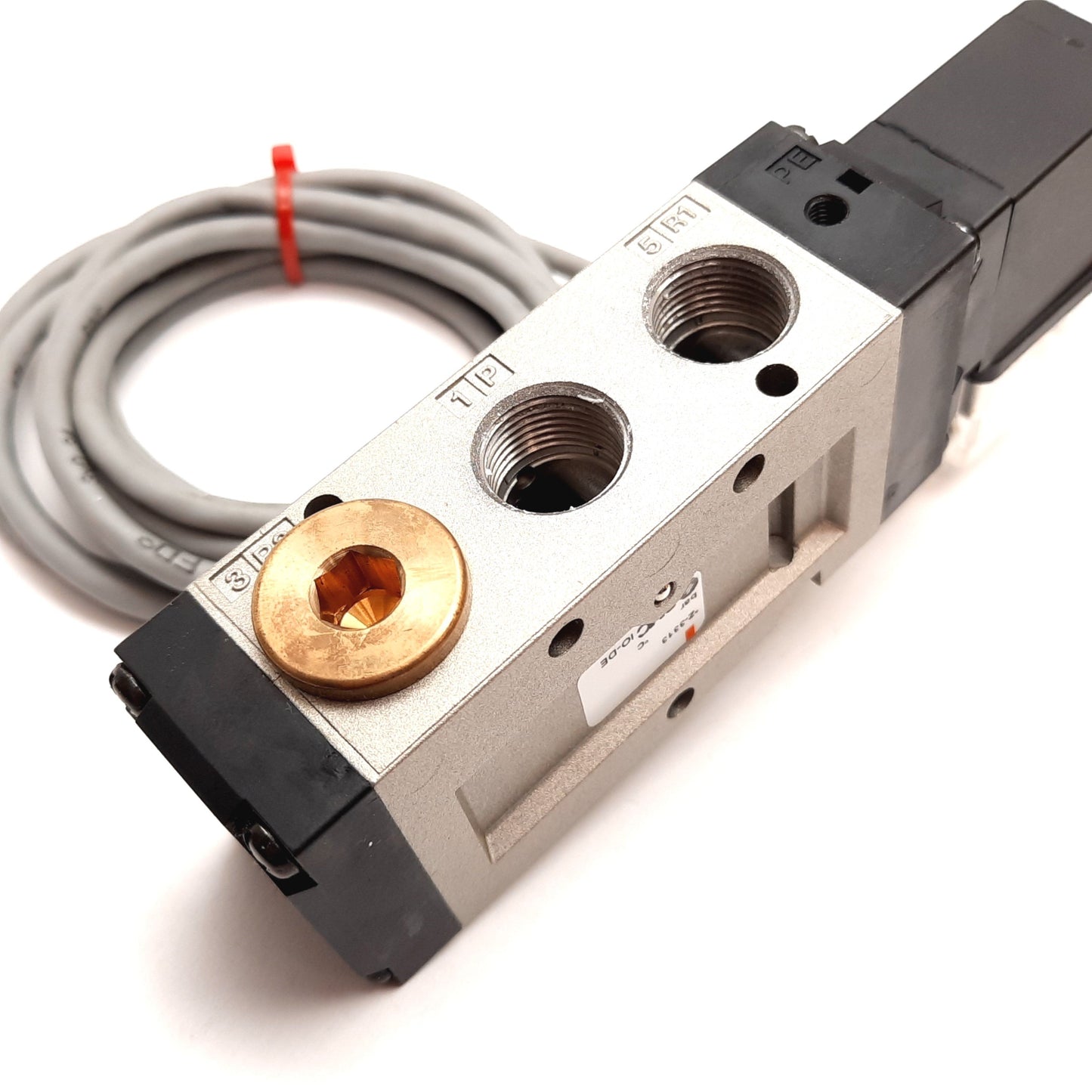 Used SMC EVF5120-5YOB-03F Solenoid Valve, 2-Position 5-Port, 24VDC, 0.15-0.9MPa, G3/8
