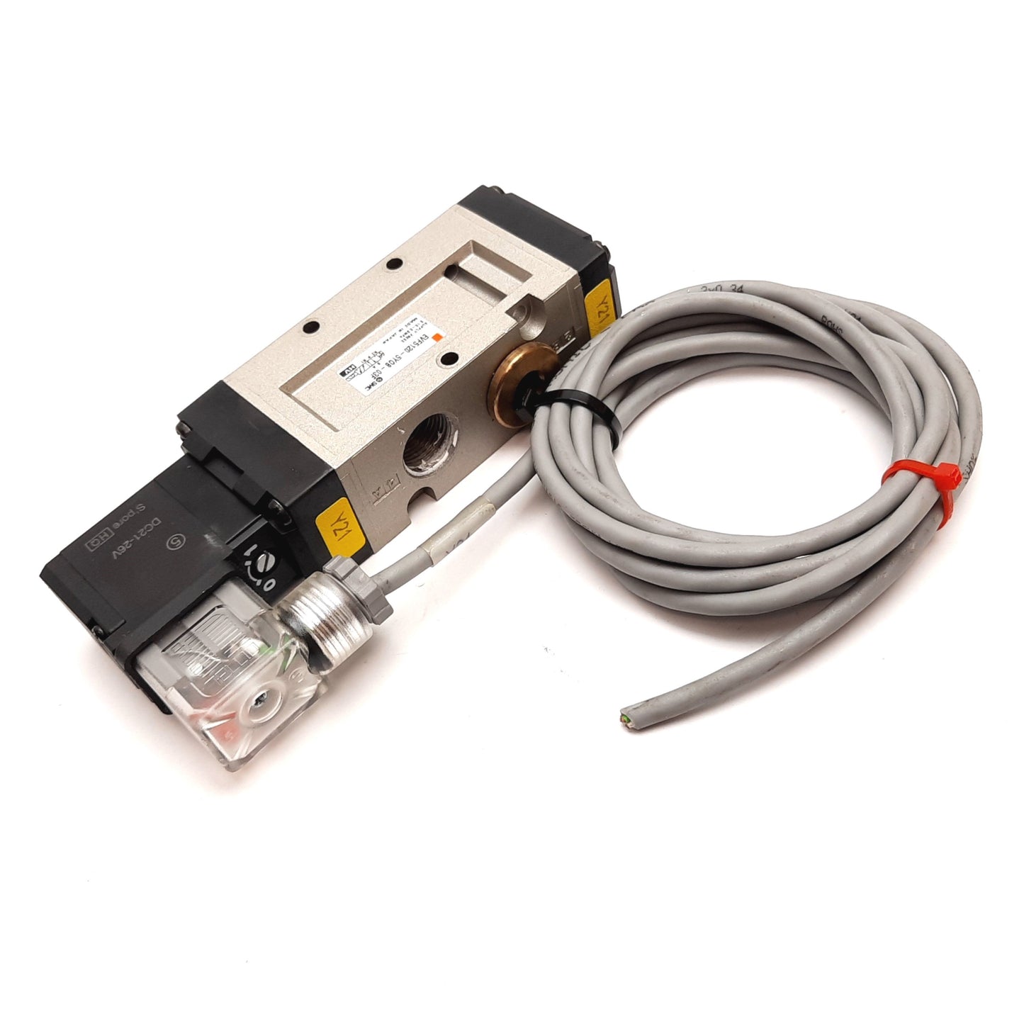 Used SMC EVF5120-5YOB-03F Solenoid Valve, 2-Position 5-Port, 24VDC, 0.15-0.9MPa, G3/8