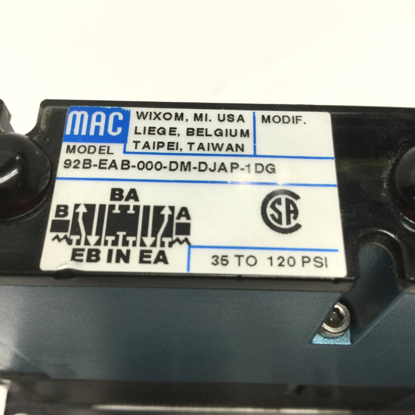 Used MAC 92B-EAB-000-DM-DJAP-1DG Solenoid Valve 5-Port, 3-Position 120VAC, 3/8" NPT