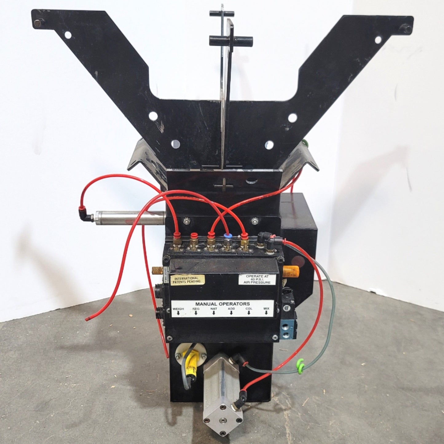 Used Maguire Weigh Scale Hopper Base For WSB-MB Gravimetric MicroBlender, 100lb/hr