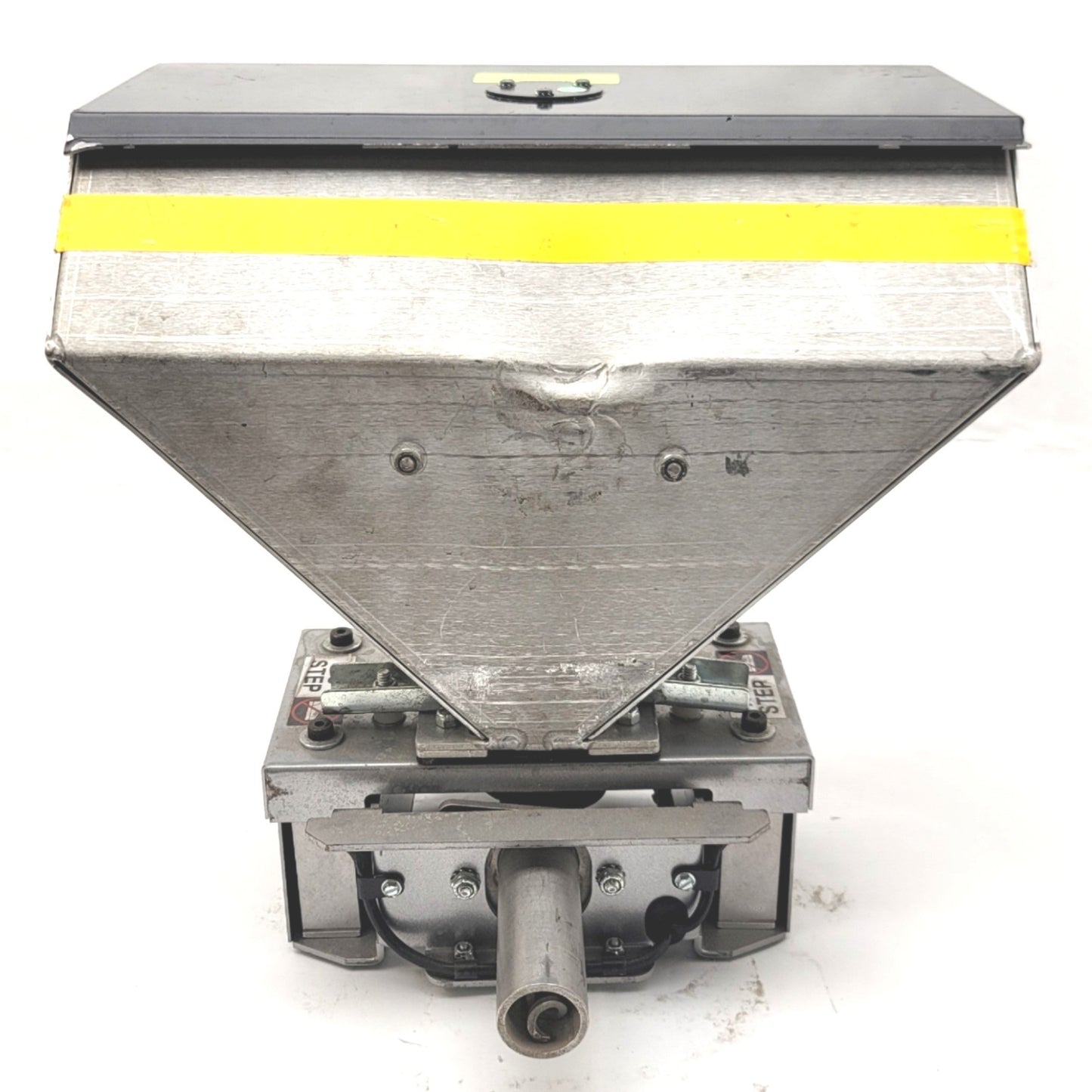 Used Maguire NOVATEC MGF-4-41 Gravimetric Feeder 1/2" Auger, 6.8-20lbs/hr, 120VAC