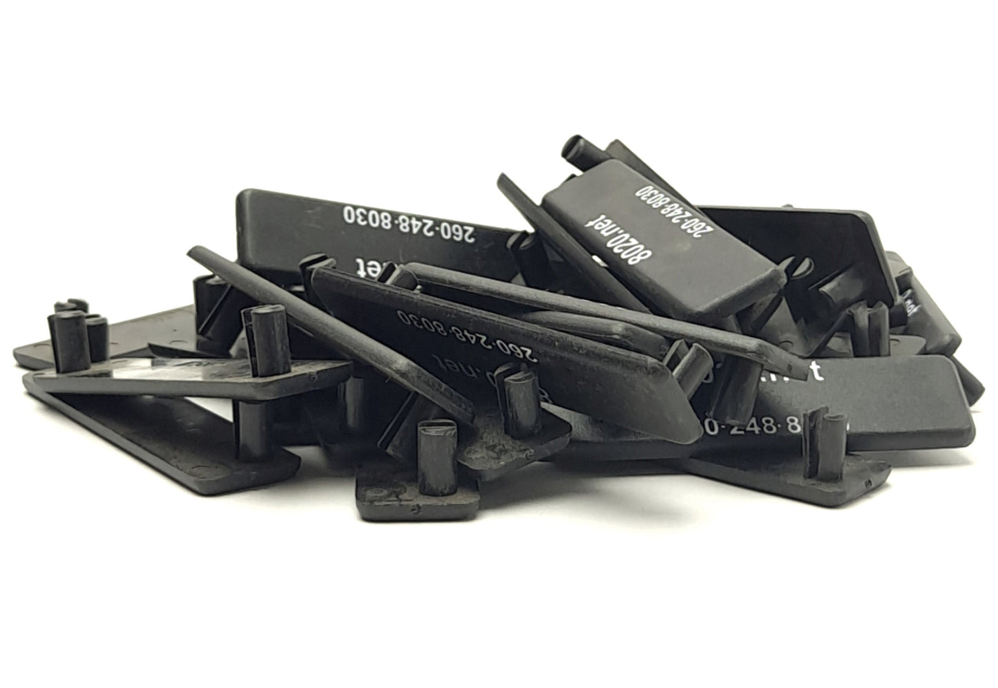 New – Open box Lot of 32 80/20 2037 15-Series Push-In End Cap, .75" x 3" x .125" (w/o Stems)