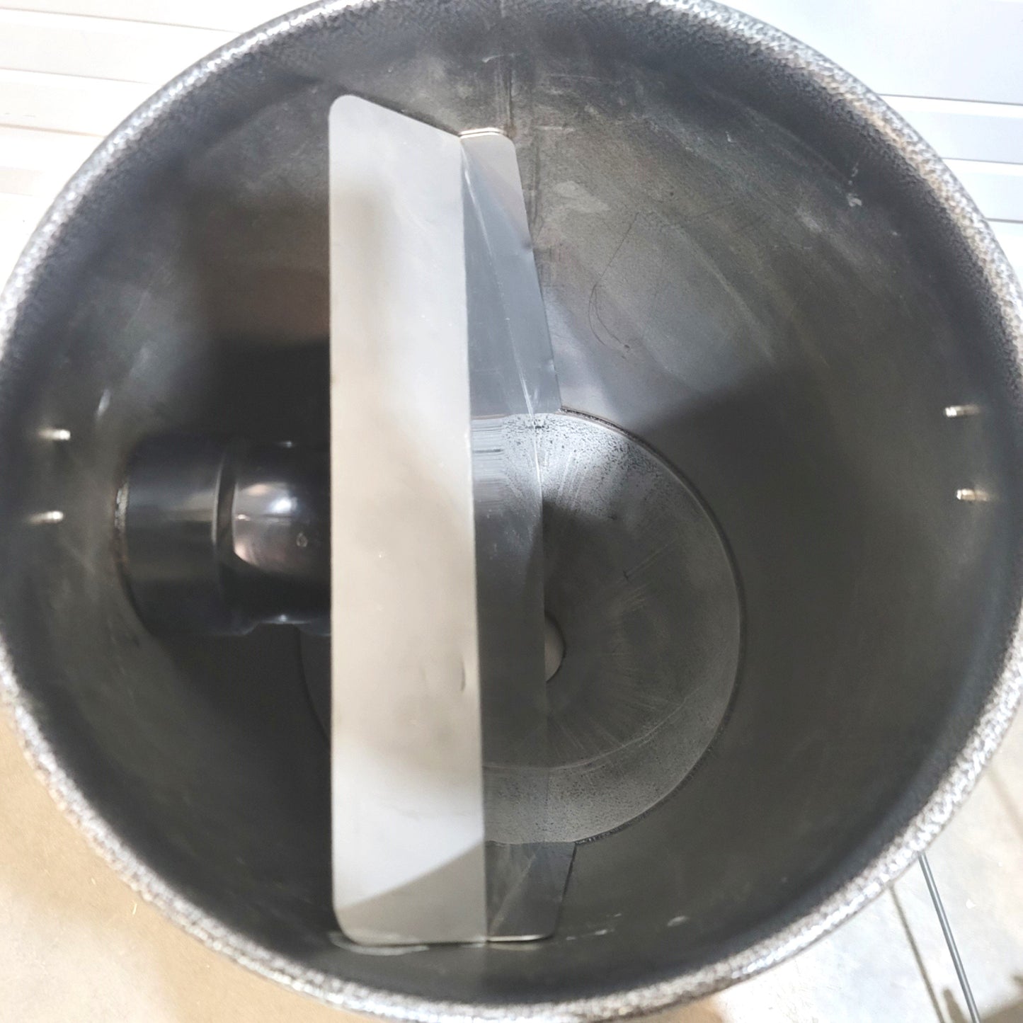 Used Trovac CycloVac TDRWAVE02 Wave Central Vacuum Collector 6.1 Gallon Capacity