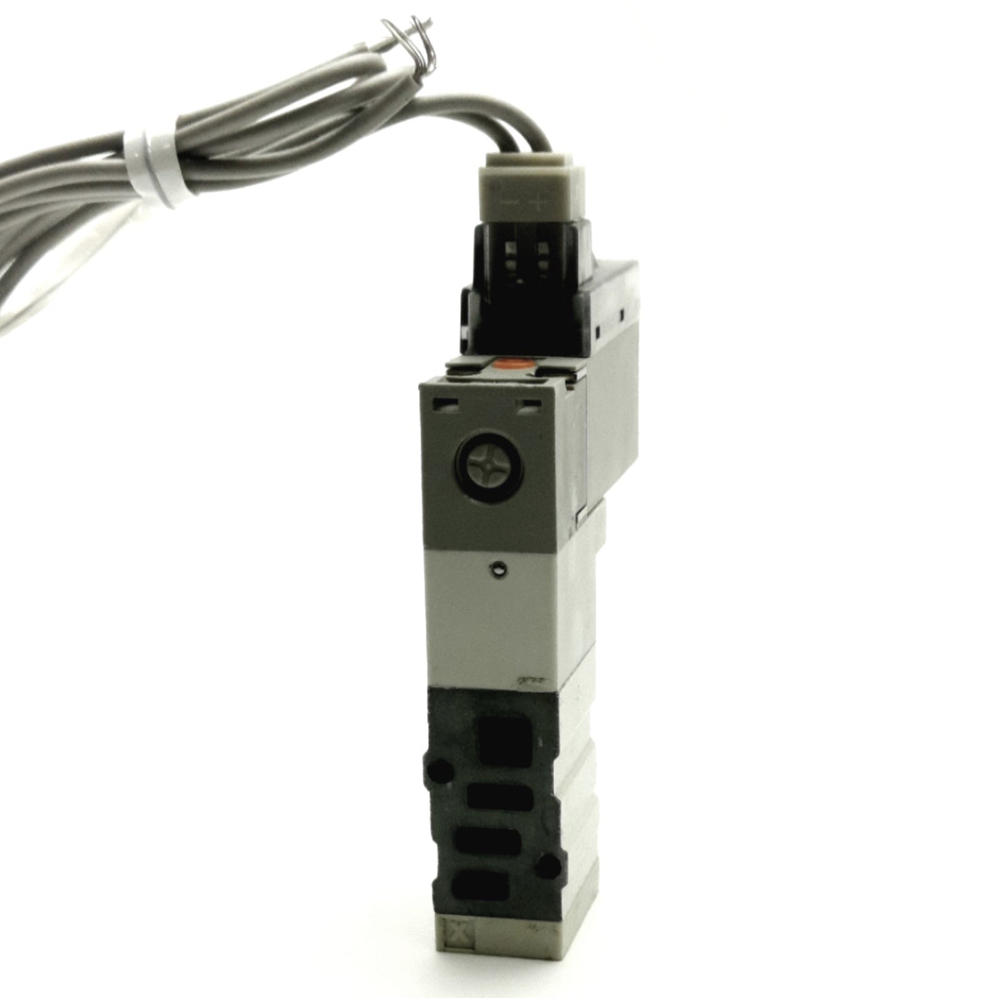 Used SMC SYJ314M-3LZ Solenoid Air Valve 3 Port, 0.15 to 0.7MPa,110 VAC, 10Hz