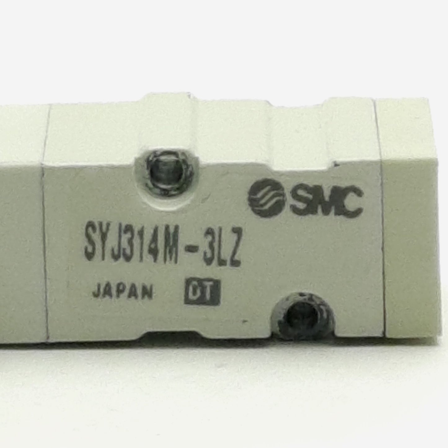 Used SMC SYJ314M-3LZ Solenoid Air Valve 3 Port, 0.15 to 0.7MPa,110 VAC, 10Hz