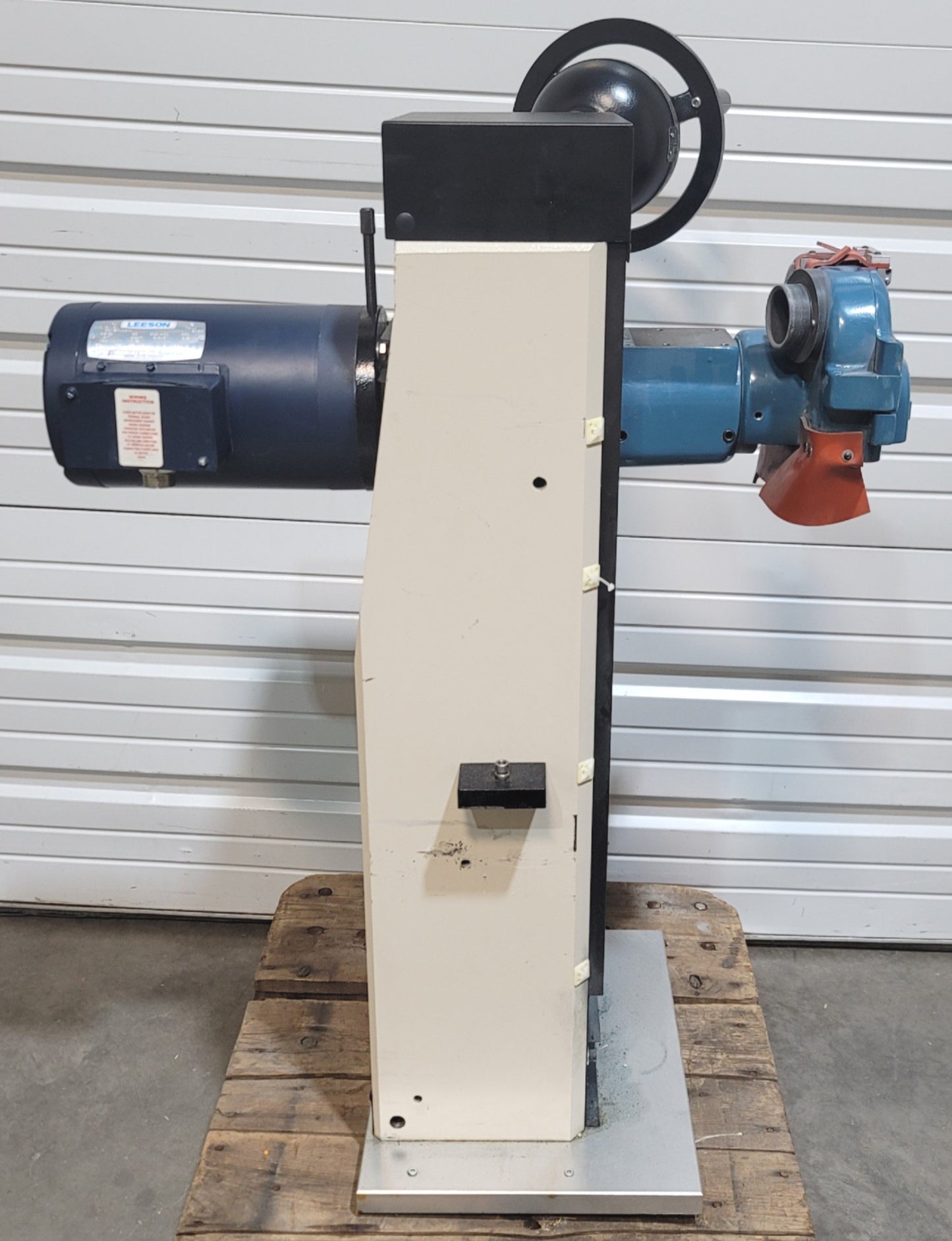 Used K O Lee Co Surface Grinder Manual Z Axis, 8" Wheel, 14" Travel, 208-230VAC, 2HP