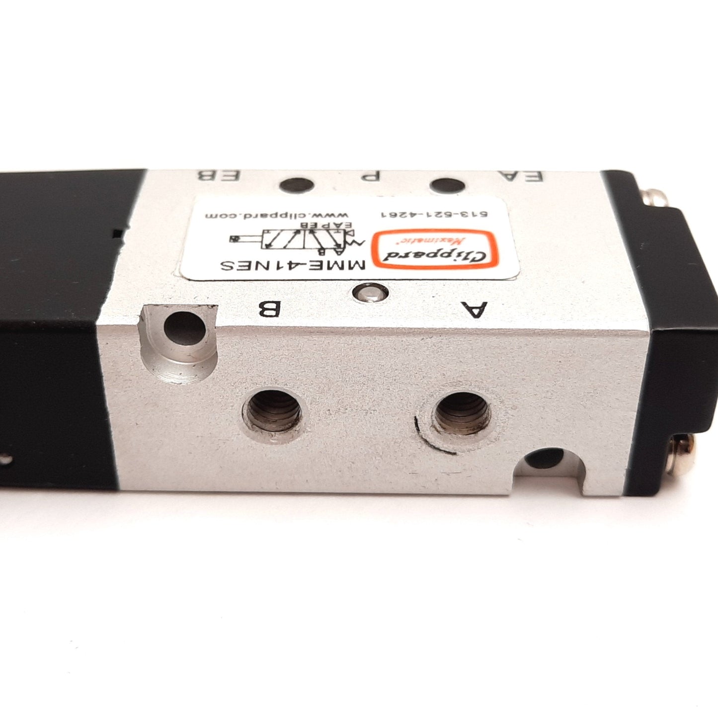 Used Clippard MME-41NES Solenoid Valve, 2-Position 5-Port, 110VAC, 20-125psi, 10-32