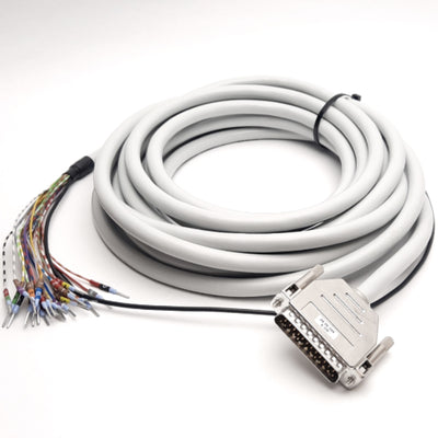 New Phoenix Contact 2926564 D-Sub 25 Connector Cable, Male, 6m, 30 VAC/60 VDC 2 Amps