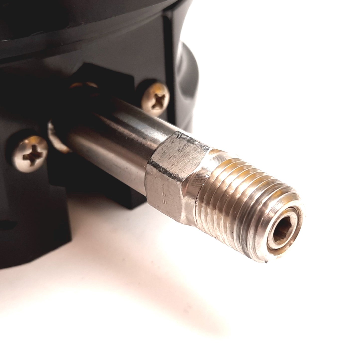 Used 3D Instruments 25504-28B11 Pressure Gauge, Scale: 0-600psi, Connection: 1/4" NPT