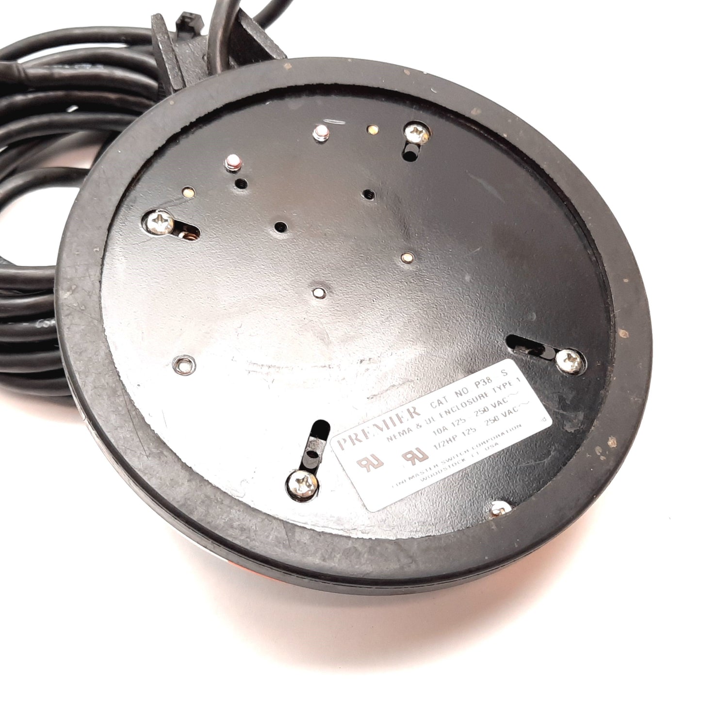 Used Linemaster P38-S Premier Foot Switch, Pedal Size: 5.25" Diameter, 10A 125-250VAC