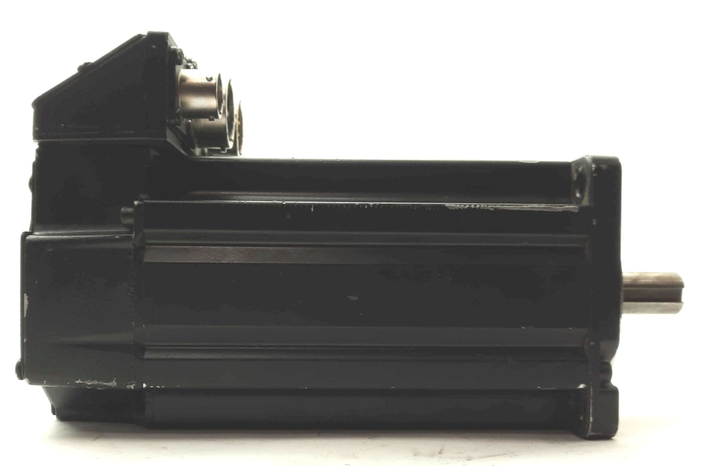 Used Allen Bradley MPL-A320P-MJ24AA Servo Motor, 1.3kW, 230VAC, 100mm Frame w/Brake