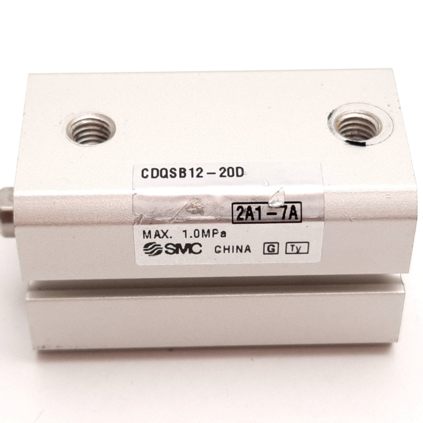 Used SMC CDQSB12-20D Compact Cylinder, Bore: 12mm, Stroke: 20mm, M5 x 0.8, 1.0MPa