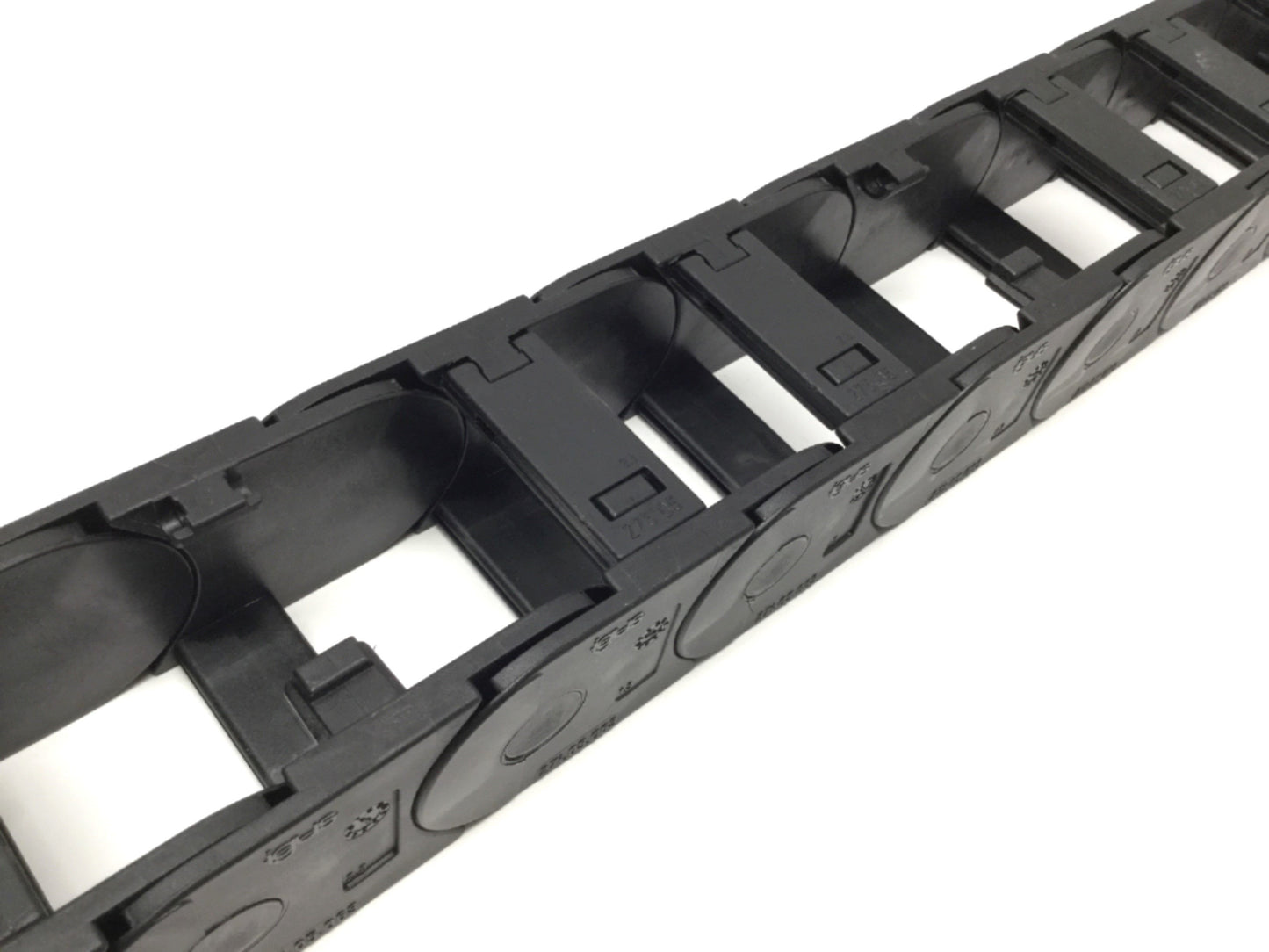 Used Igus 27i.05.063 Energy E-Chain Cable Carrier Snap-Open 50mm W x 35mm H, 42" Long