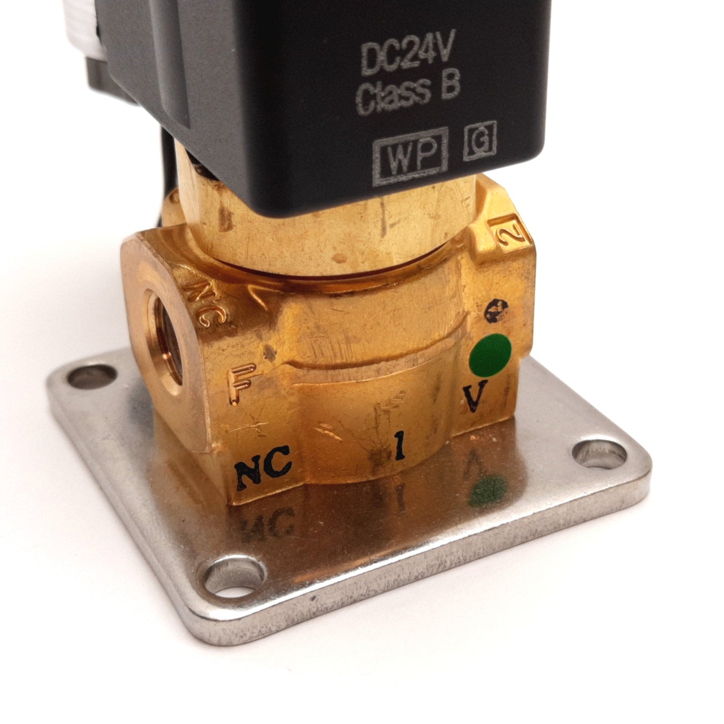 Used SMC VX3110V-01F-5DO1-B Vacuum Solenoid Valve, 3-Port N/C 24VDC, G1/8, 1.3X10-1Pa