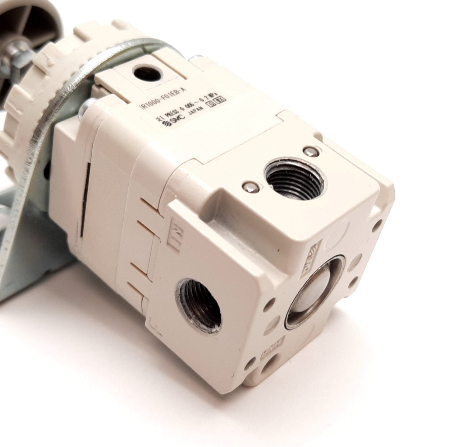 Used SMC IR1000-F01EB-A Precision Regulator, In: 1.0MPa Max, Out: 0.005-0.2MPa, G1/8