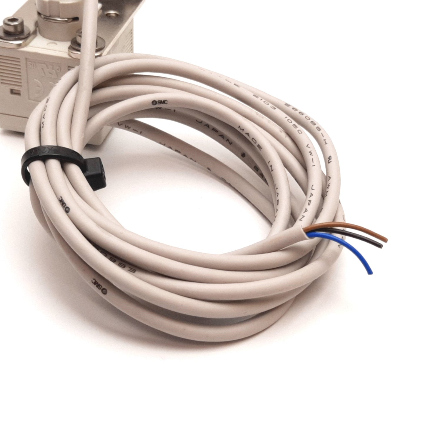 Used SMC ZSE30AF-C6H-P Digital Vacuum Pressure Switch, -100 to 100kPa, 12-24VDC, PNP