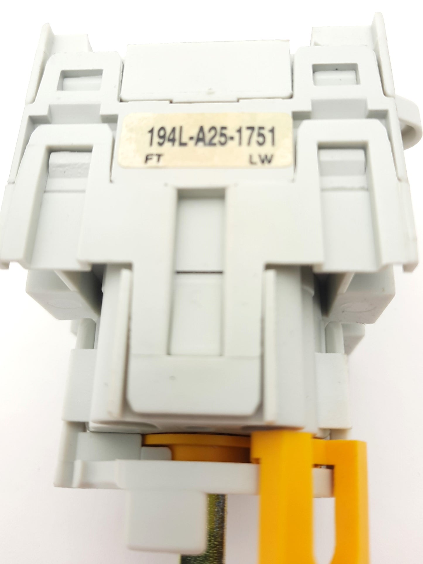 Used Allen Bradley 194L-A25-1751 Disconnect Switch 1-Pole Rating 600VAC 25A