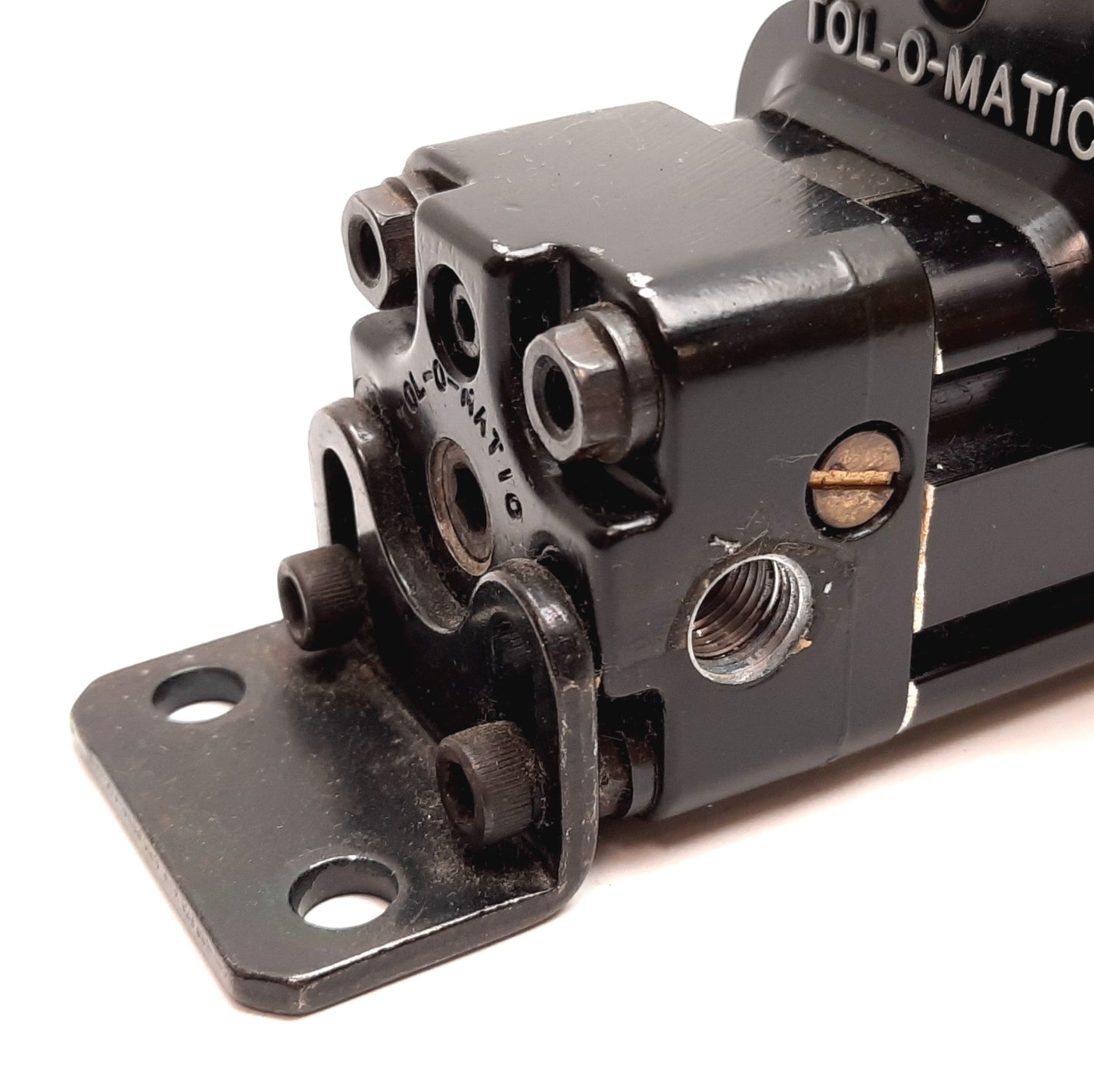 Used Tolomatic 09100006 Linear Actuator, Stroke: 3", Stage: 4.5" x 1.3", 1/8" NPT