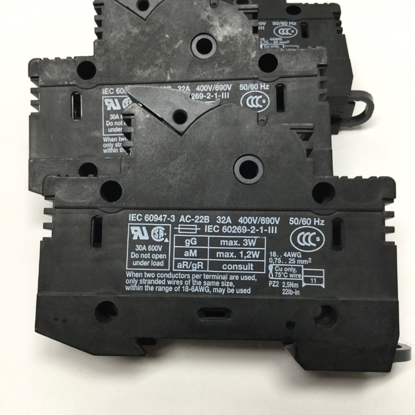 New – Open box Lot of 3 Phoenix UK 10,3-HESI LED Fuse Terminal Blocks 600VAC 32A 10.3x38mm