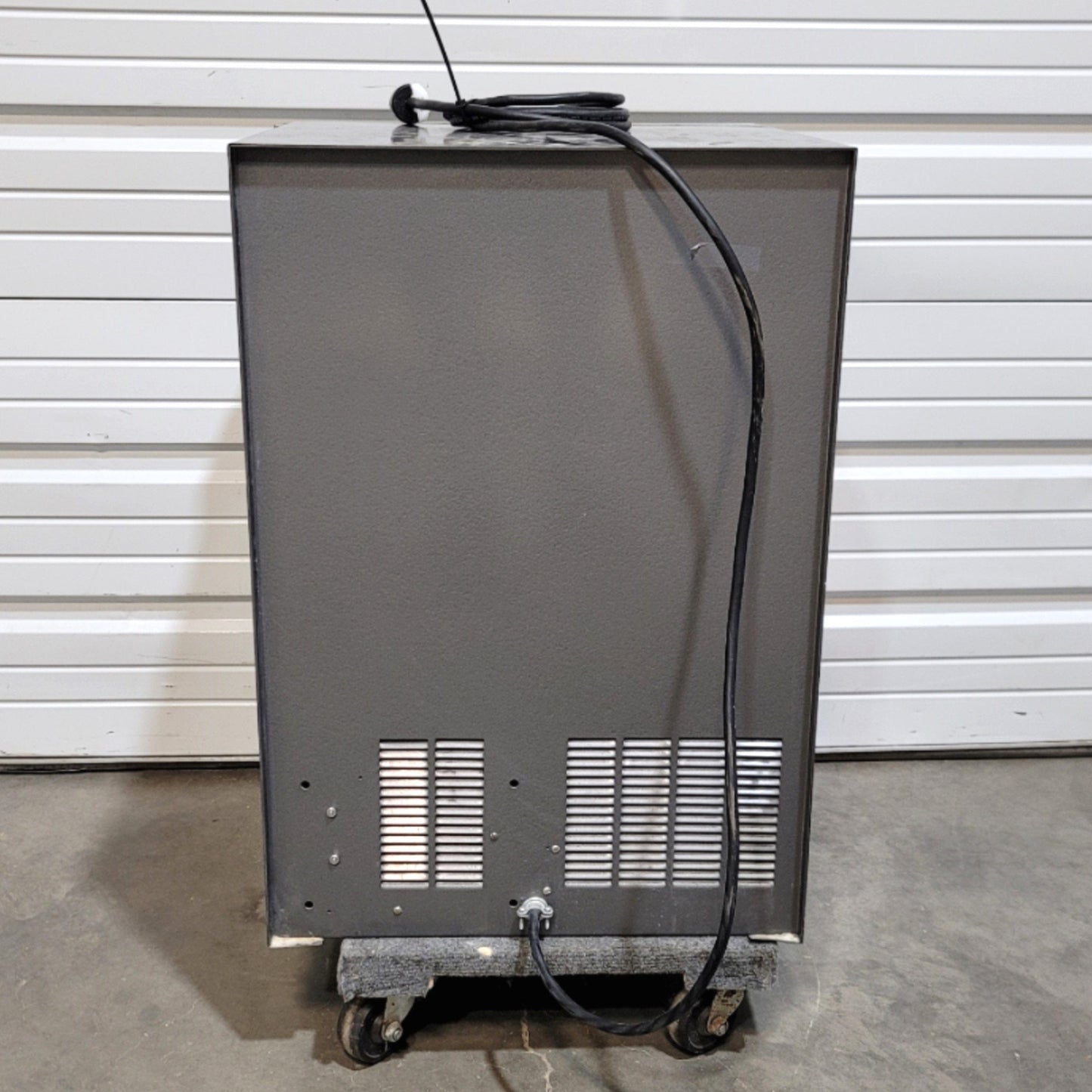 Used Blue M 0V-472A-2 Stabil-Therm Benchtop Utility Oven 1000W 120VAC 11.6A 100-500°F