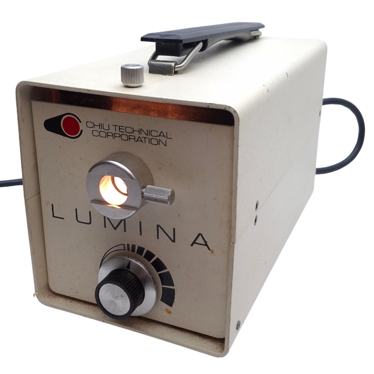 Used Chiu Technical Corporation F0-150 Lumina, Optic Light Source, 150W, 115VAC 3A