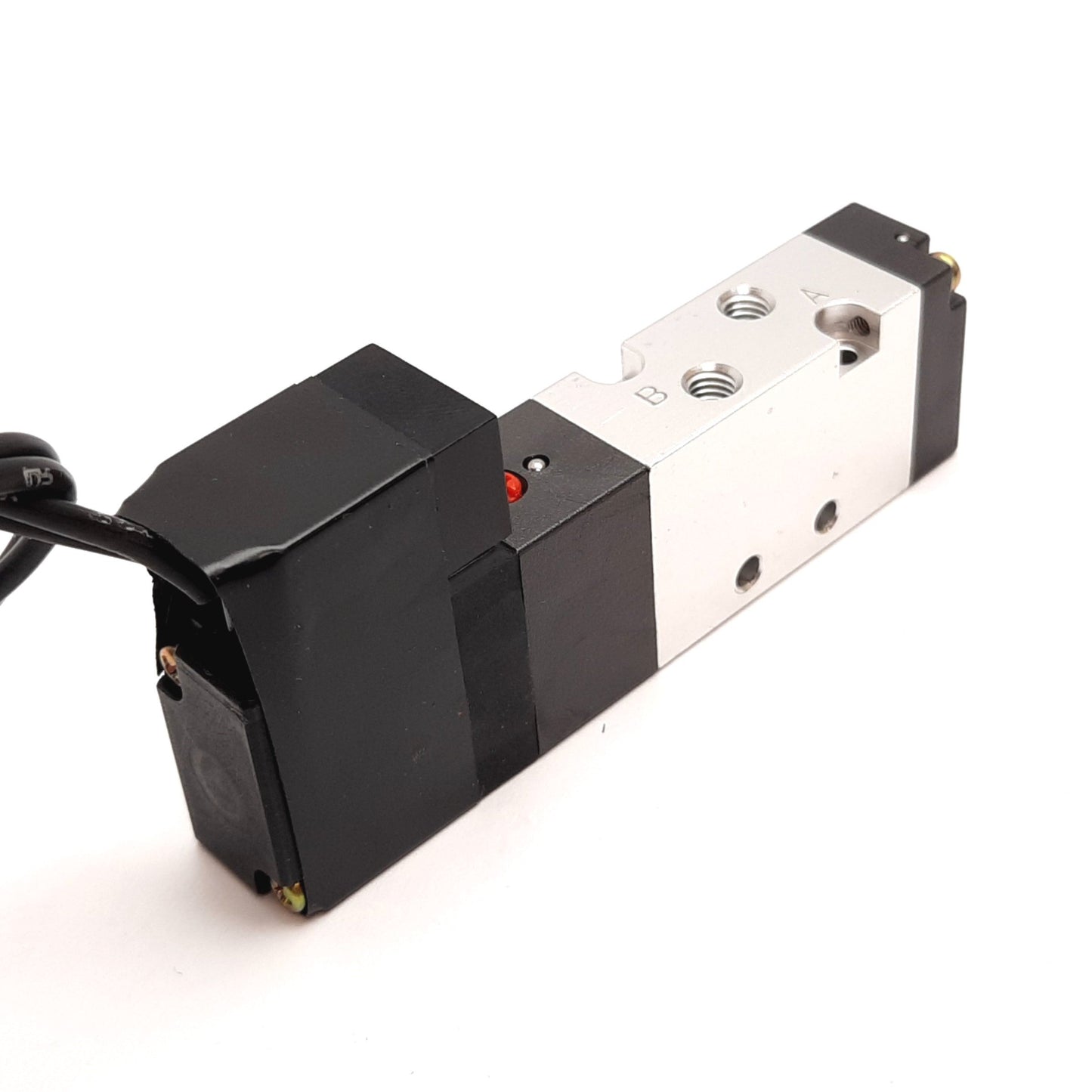 Used ARO S5SSMC Sierra Solenoid Valve, 2-Position 5-Port, 120VAC, 22-115psi, M5x0.8