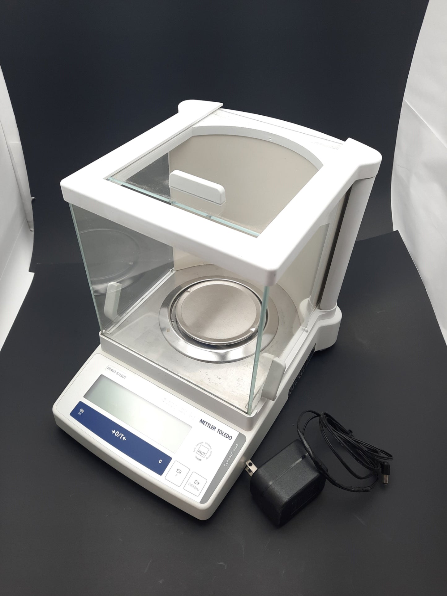 Used Mettler Toledo PB403-S/Fact Analytical Balance Lab Scale 14.5V 6VA, 9.5-20VDC 6W
