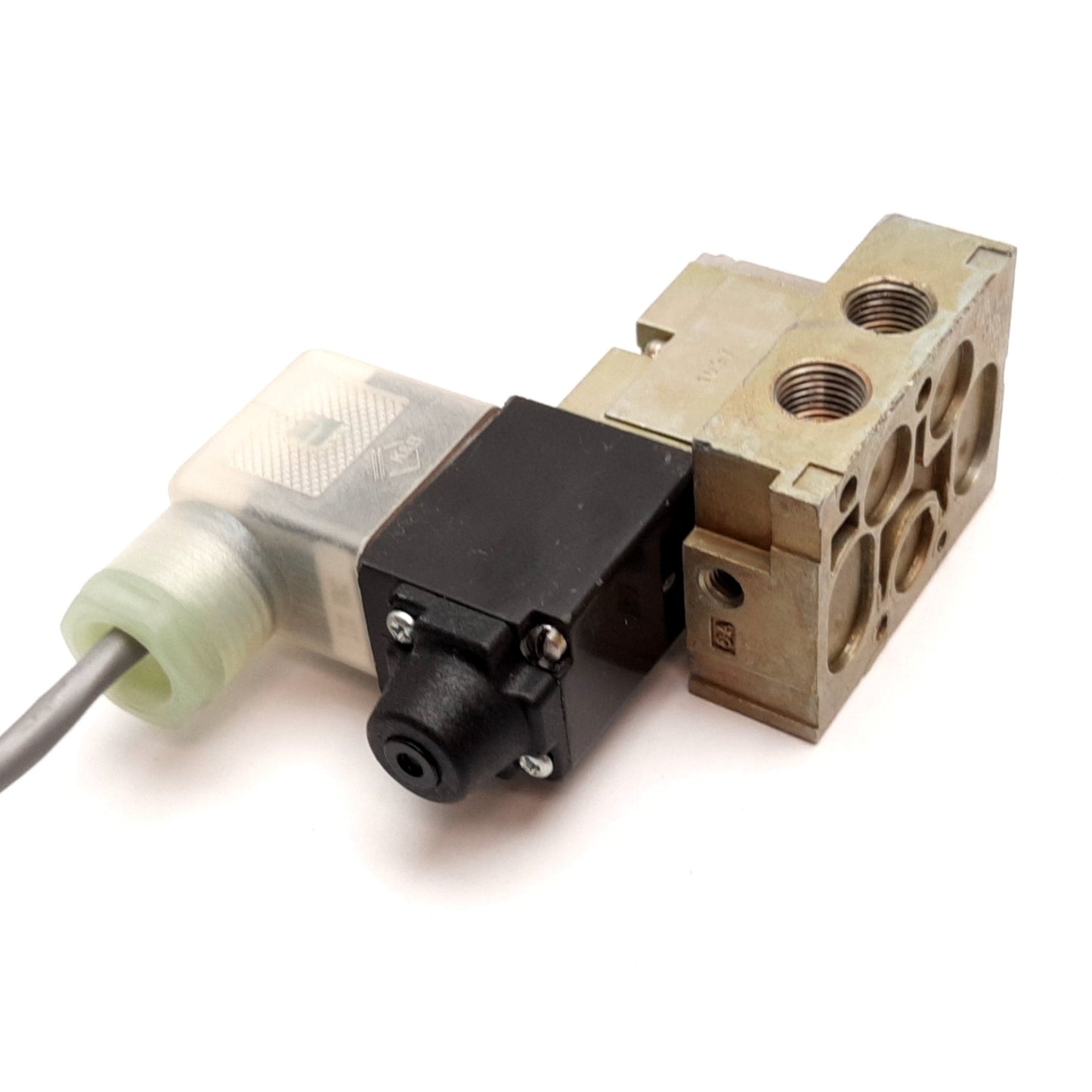 Used Numatics 031SA4412 Solenoid Valve, 2-Position 5-Port, 100-120VAC, 150psi Max
