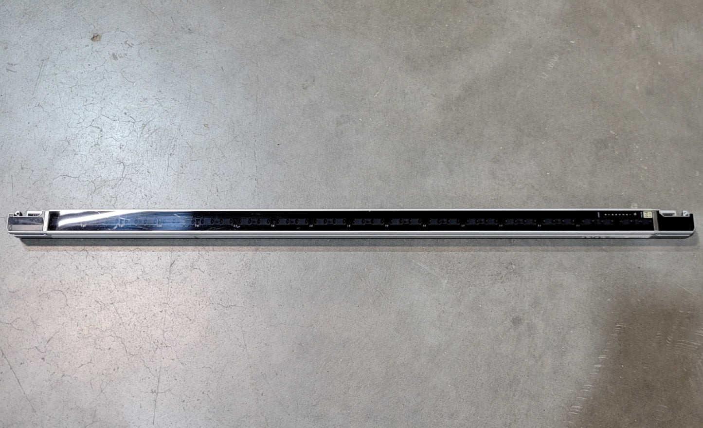 Used Keyence SL-C72F-T Light Curtain Transmitter 24VDC, 15ms, Detection Zone 720 mm
