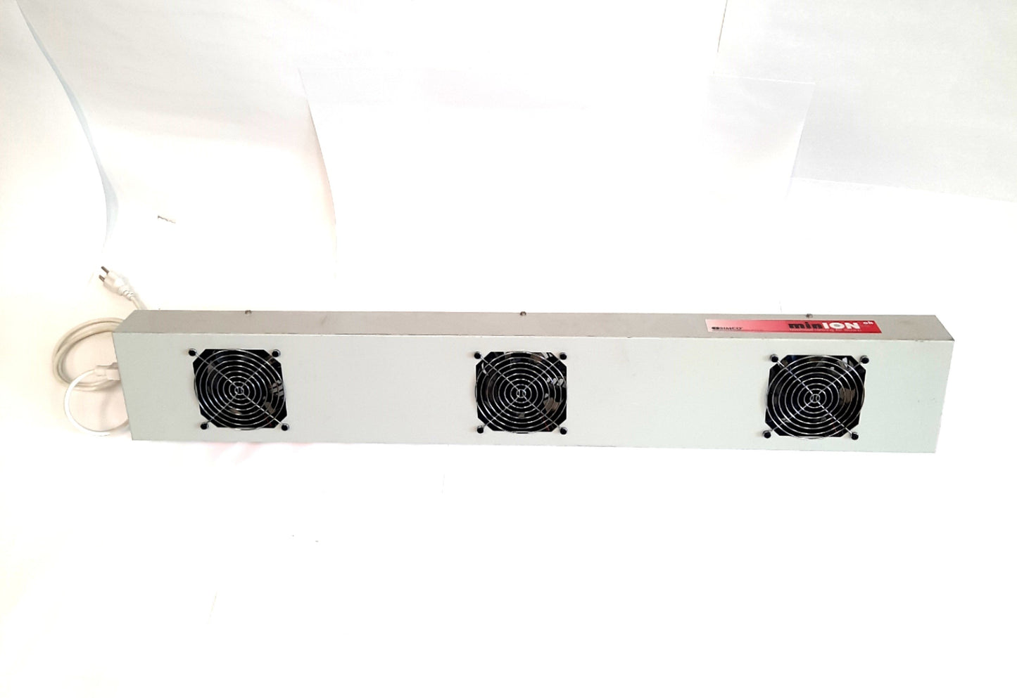 Used Simco 4009100 Minion Overhead Ionizer Input 115VAC 25W 3 Fan