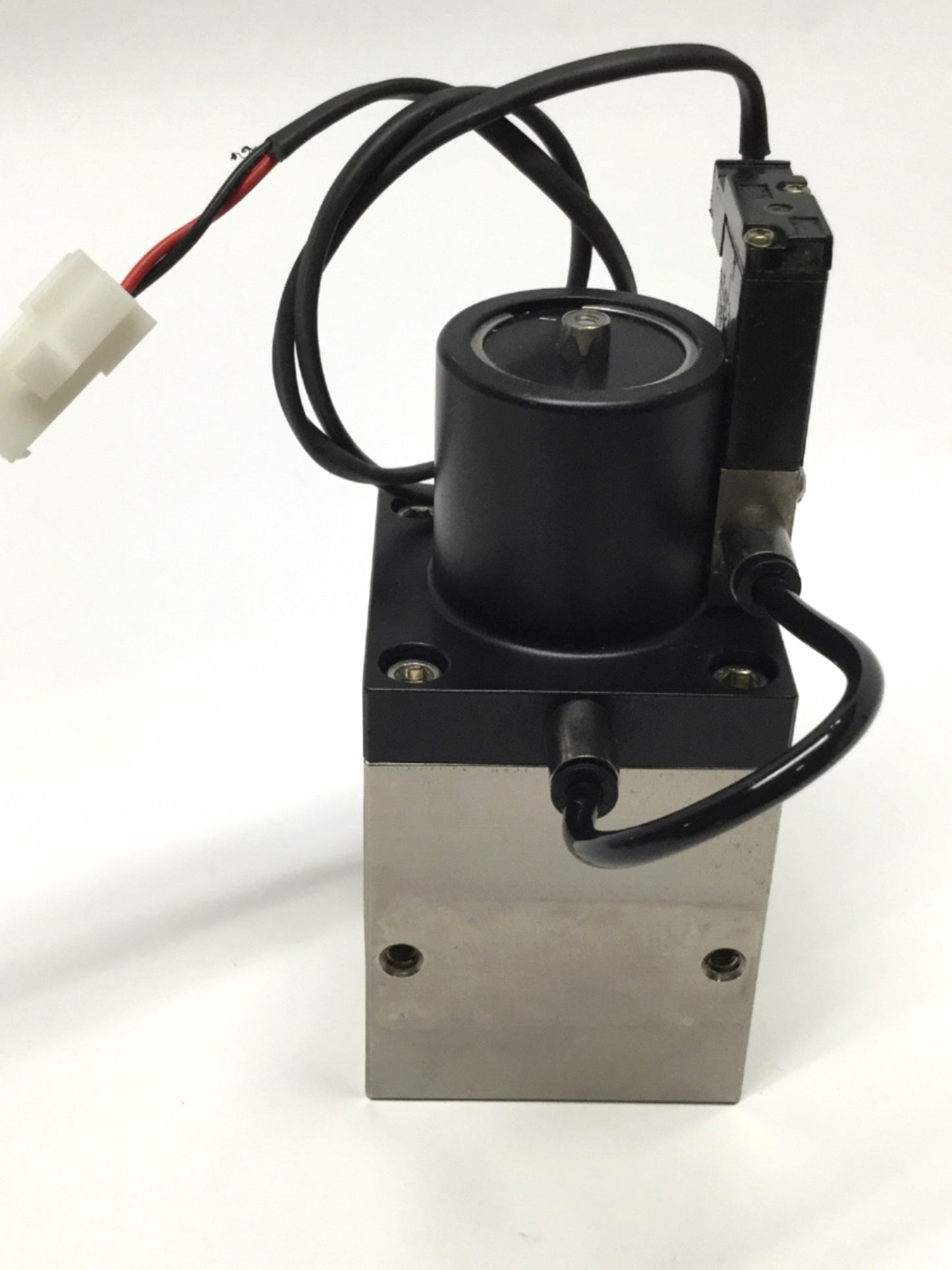 Used Nor-Cal GNV-102-A21 Genesis Modular Vacuum Valve 60-80psi 24VDC, NW-25 Flange