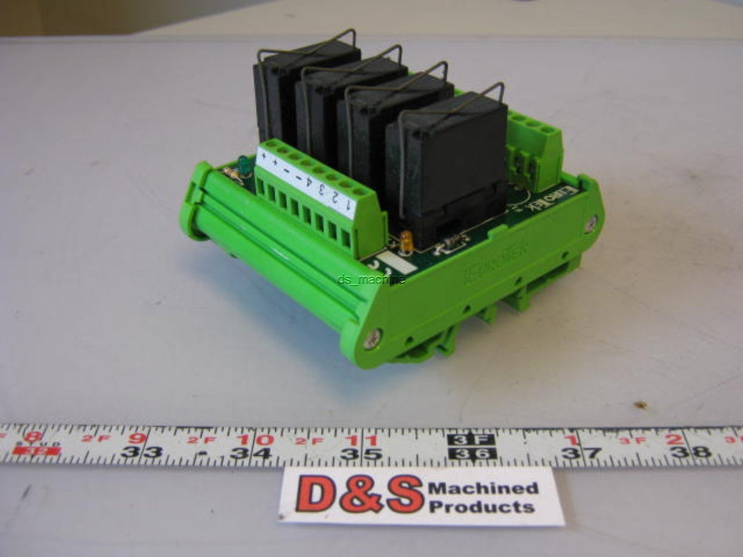 Used EuroTek ET-MRZ04/24DC/SC/N/AR 4 Relay Socket Breakout Board 24VDC Control SPDT