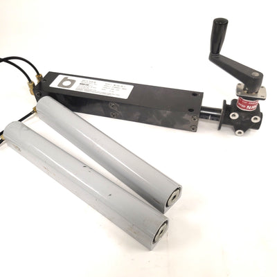 Used Dyna-Lift 2M-D4A-06-S Dual Cylinder Manual Hydraulic System 6" Stroke 500lbs Cap