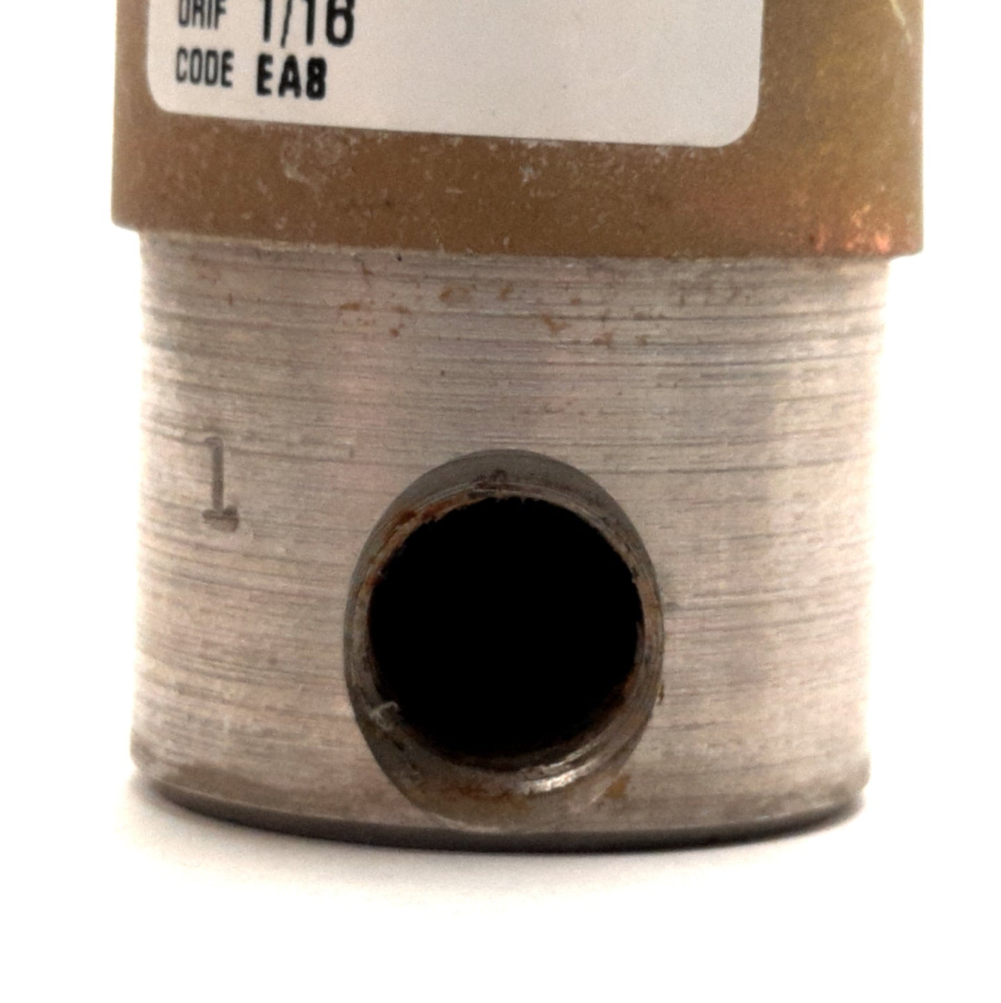 Used Parker B2RX46N Skinner Solenoid Valve 175 Psi, 1/8" NPT, 2-Blade, 24v DC Coil