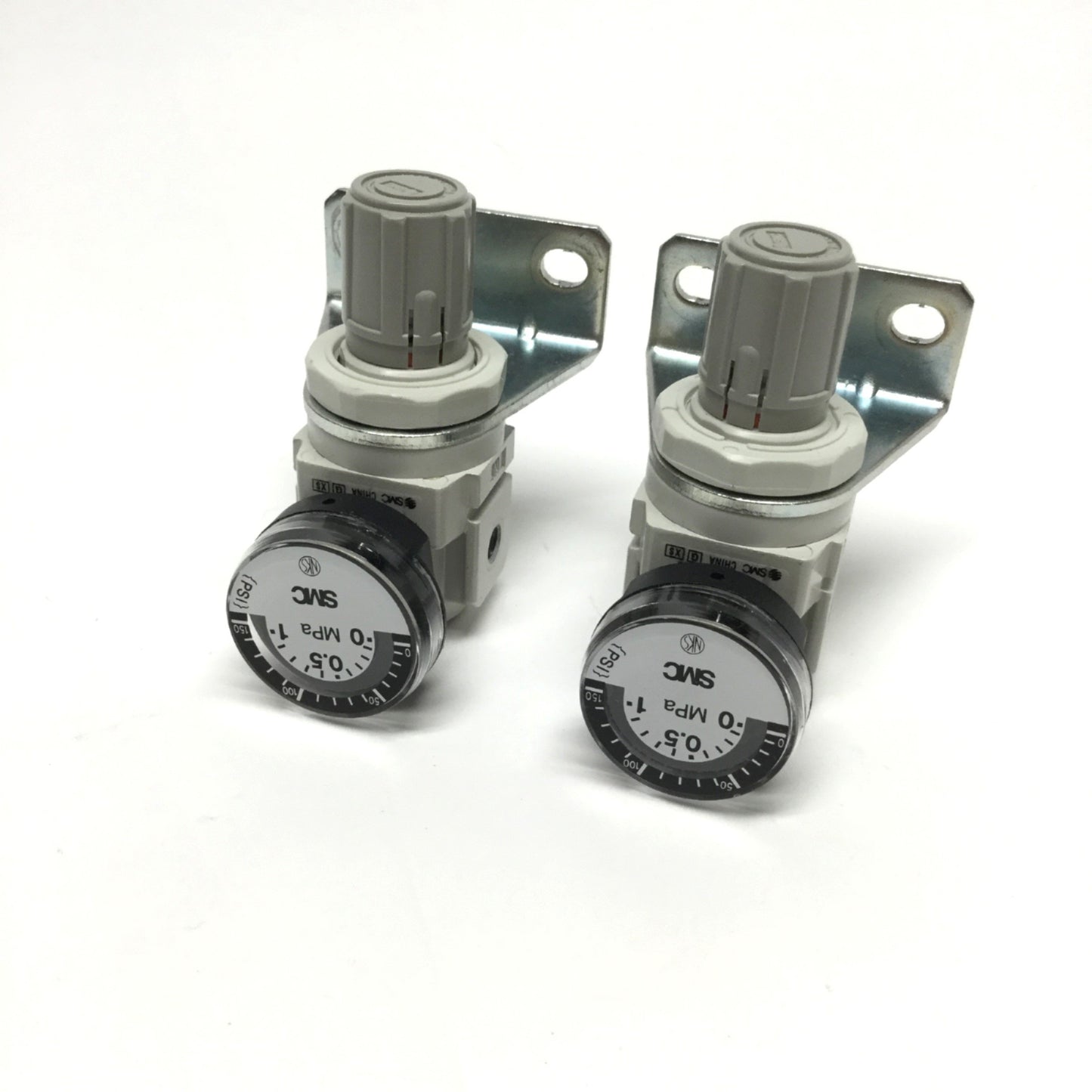 Used Lot of 2 SMC AR10-M5-1Z-A Mini Pneumatic Regulators, 3 to 30psi, M5 Ports