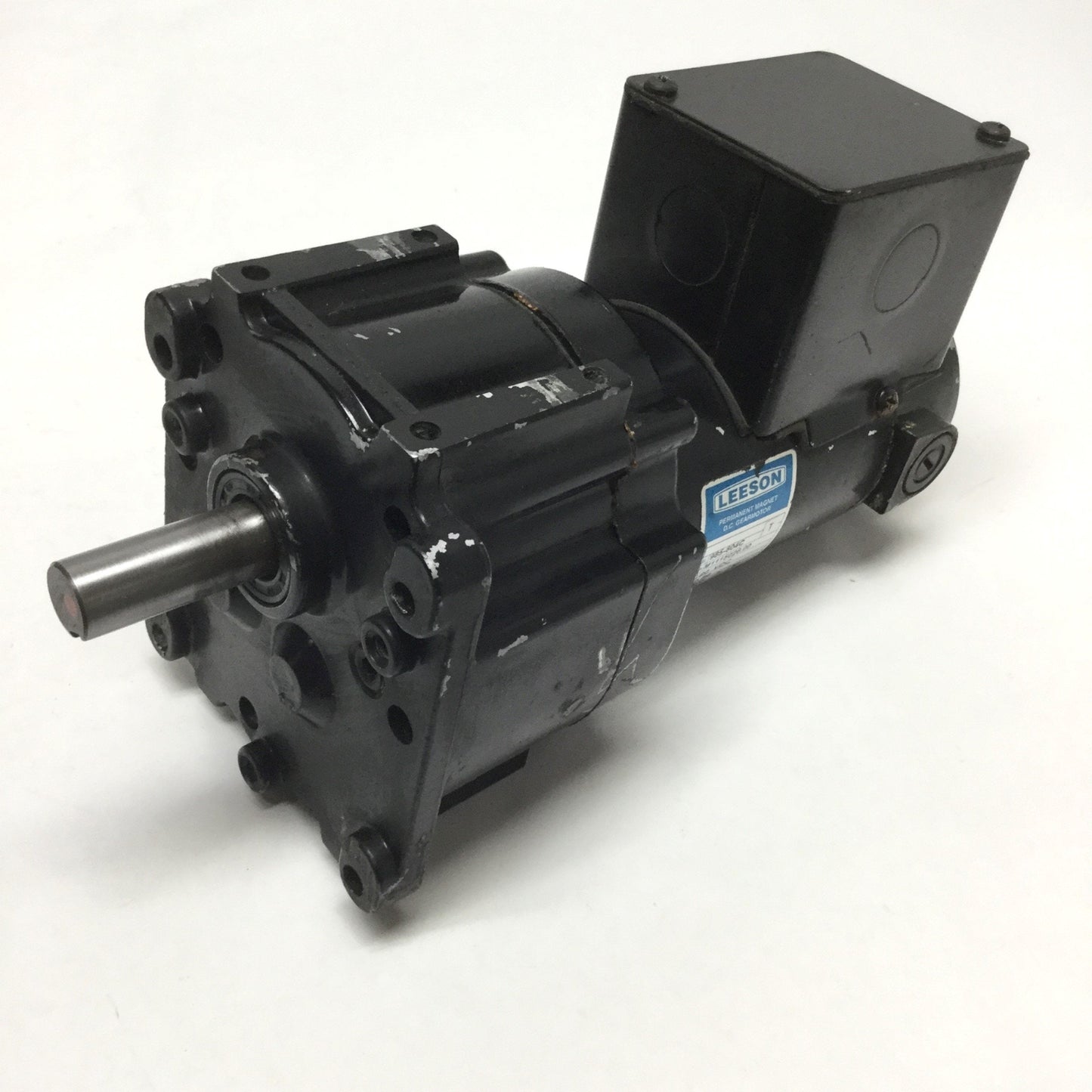 Used LEESON 985-604C Permanent Magnet DC Gearmotor 90VDC, 1/20HP, 103:1 Ratio, 18RPM