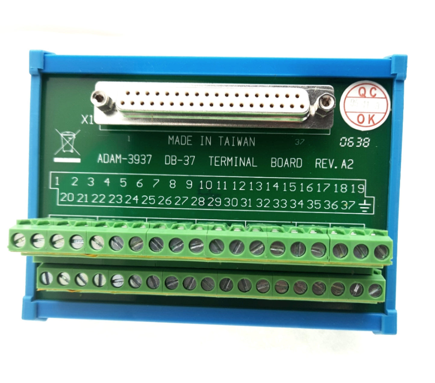 Used ADAM-3937 DB-37 Screw Terminal Breakout Interface Board, Female 37-Pin, DIN