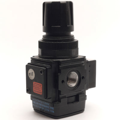 Used Wilkerson R08-02-F0G0 Pneumatic Pressure Regulator w/ Gauge 0-125PSIG, 1/4" NPT