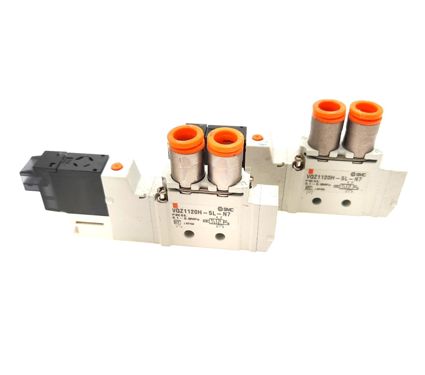 Used Lot of 2 SMC VQZ1120H-5L-N7 Pneumatic Solenoid Valve 24VDC 14-116PSI