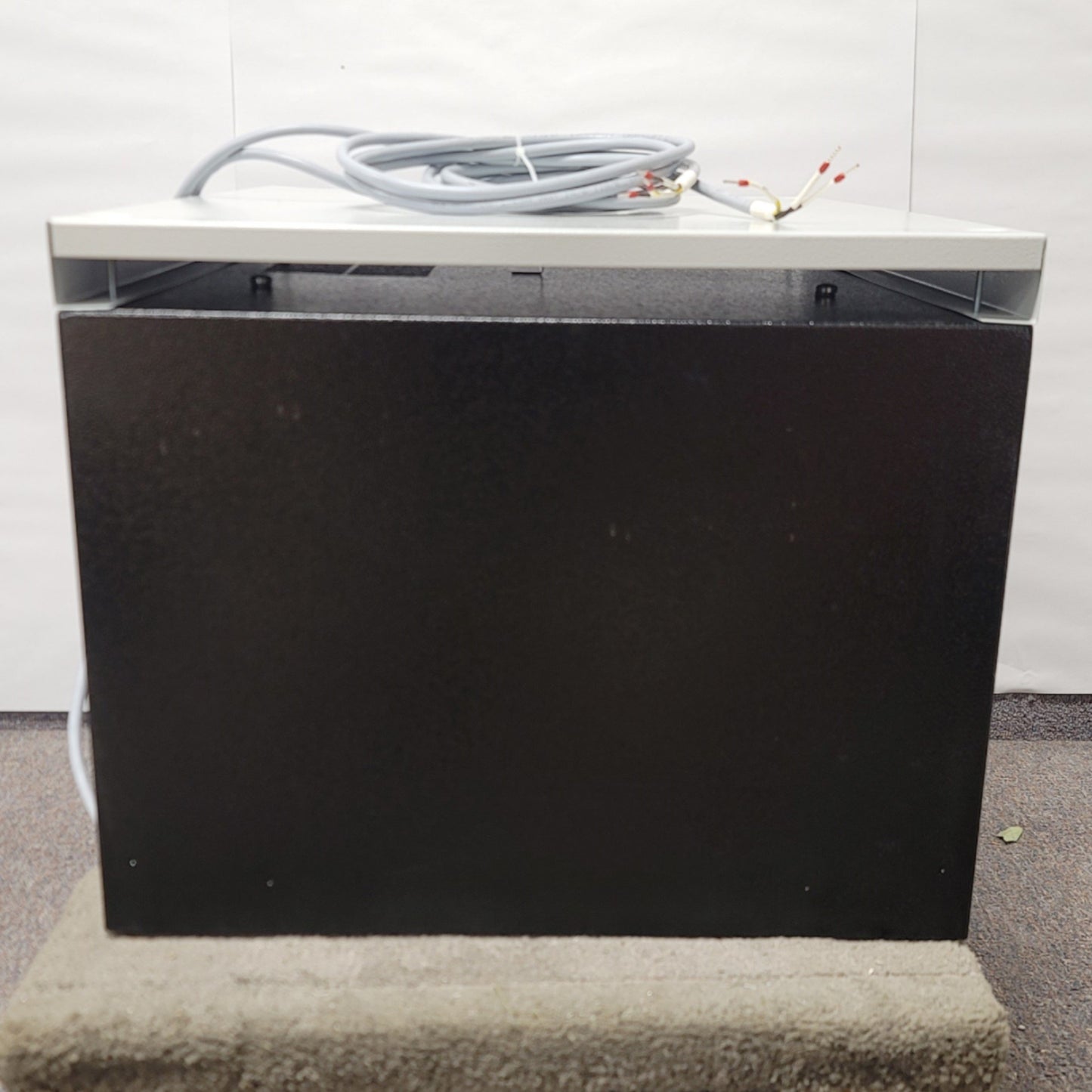 New – Open box Rittal SK 3248.115 Air To Air Roof Mount Heat Exchanger 115VAC, 200W, 60W/K