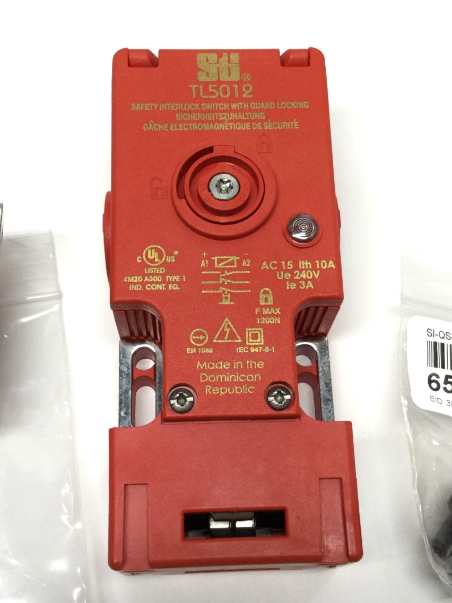 New – Open box STI TL5012 44530-0010 Safety Mechanical Door Interlock Switch 24VAC/DC w/Key